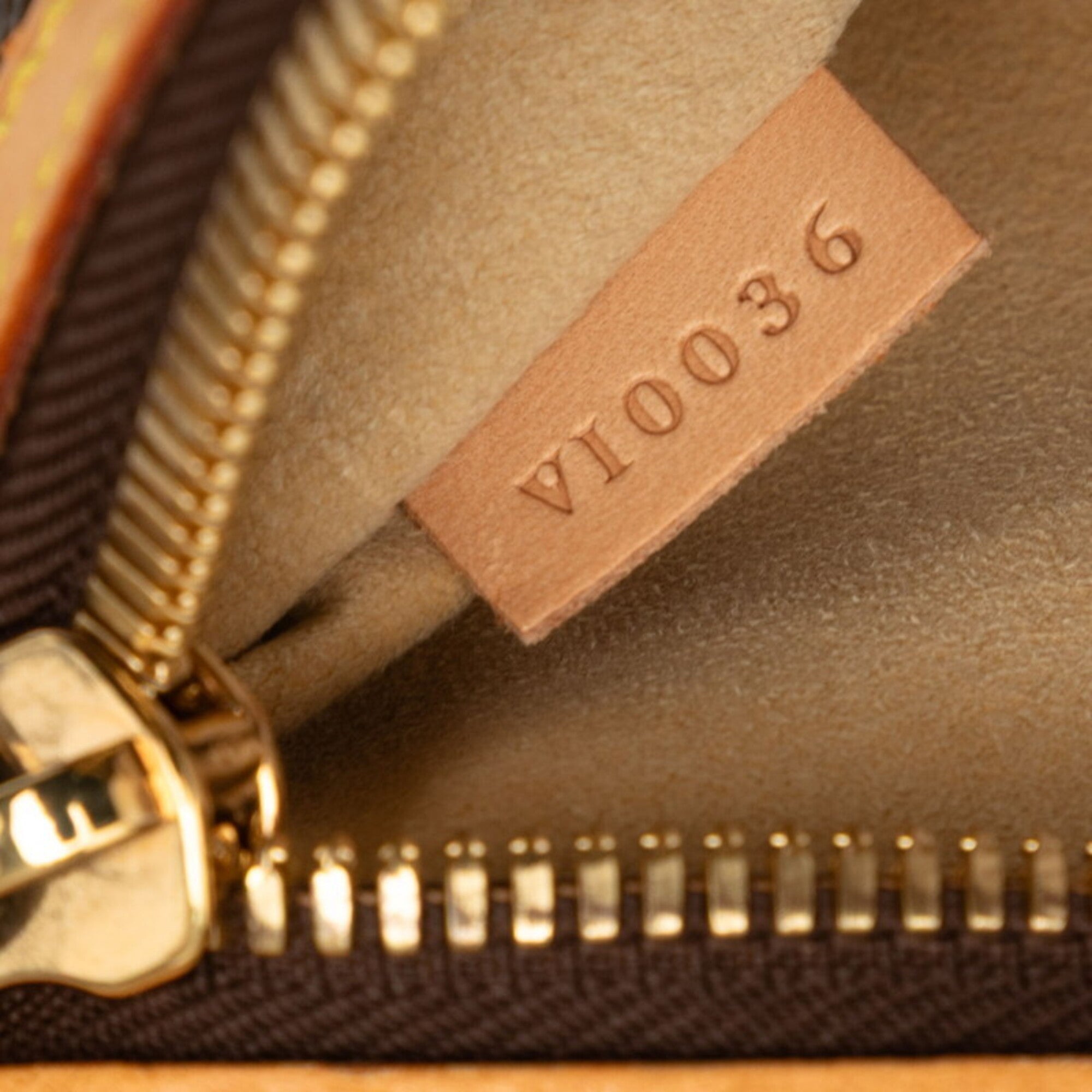 Louis Vuitton Brown Pvc Leather Shoulder Bag (Pre-Owned)