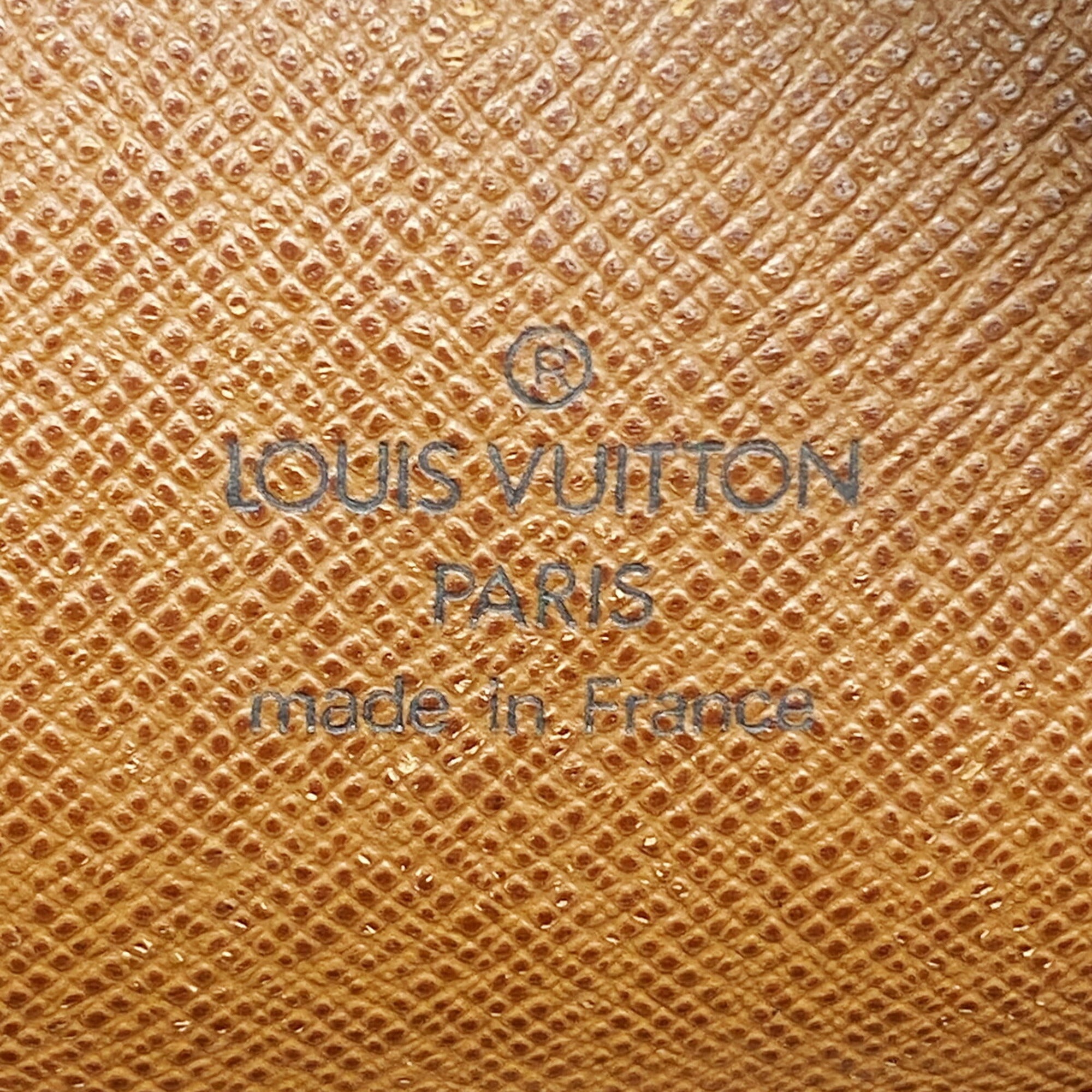 Louis Vuitton Brown Shoulder Bag (Pre-Owned)