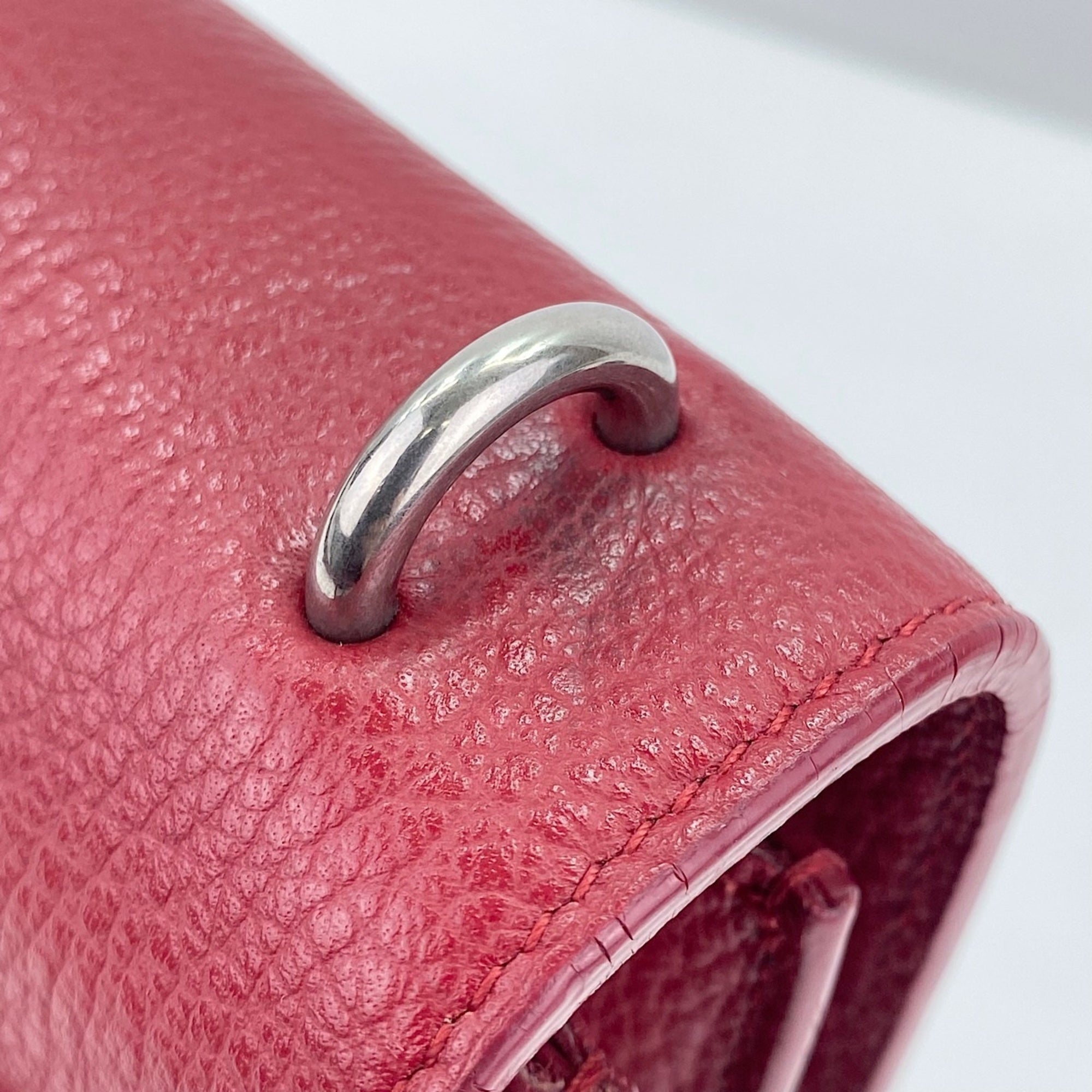 Yves Saint Laurent Red Color Wine Shoulder Bag (Pre-Owned)