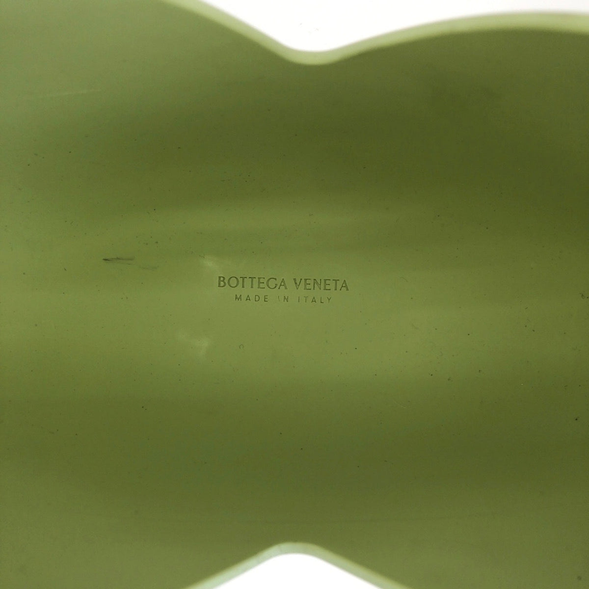 Bottega Veneta Green Rubber Shoulder Bag (Pre-Owned)