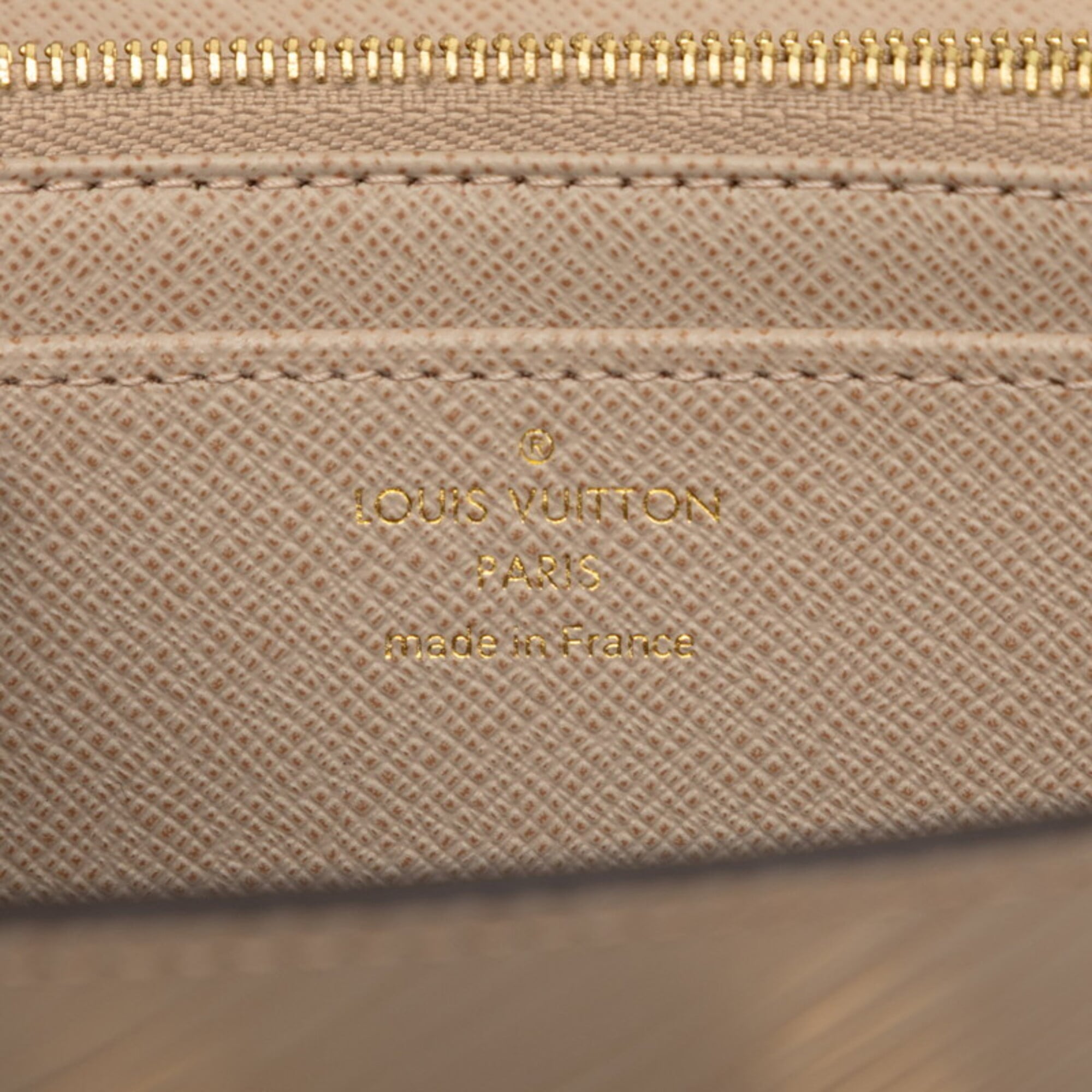 Louis Vuitton Beige Leather Long Wallet (Bi-Fold) (Pre-Owned)