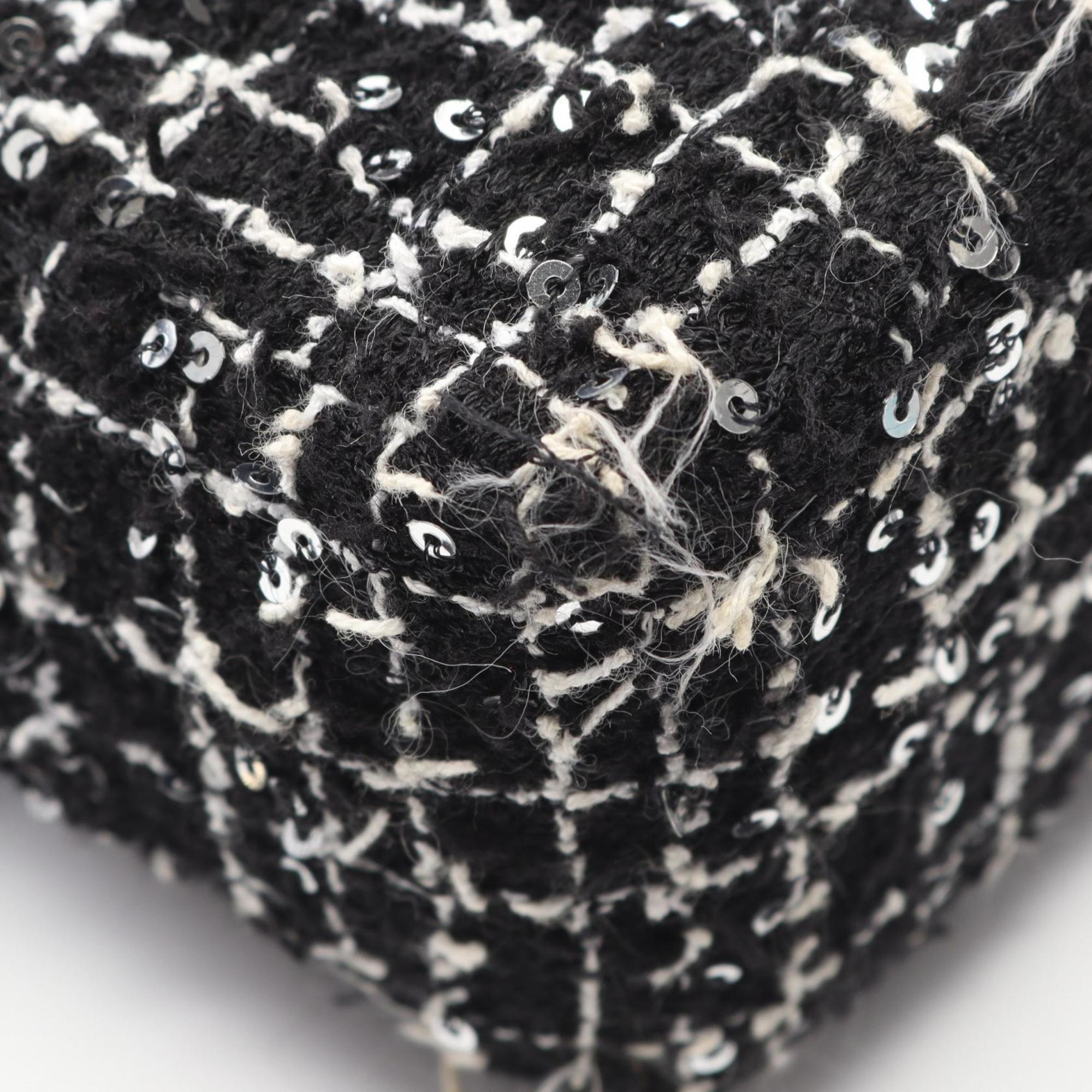 Chanel Black White Fabric Handbag Shoulder Bag (Pre-Owned)