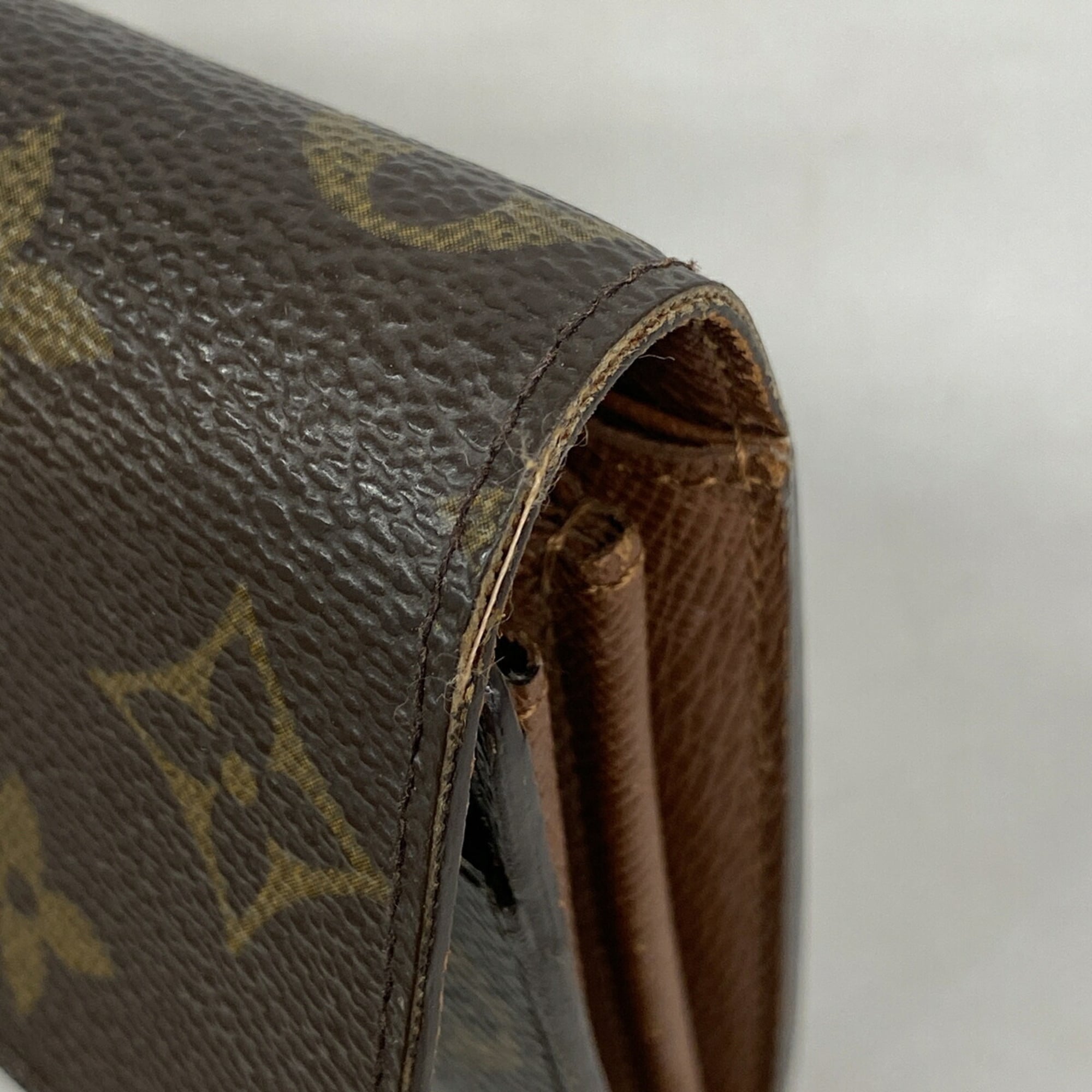 Louis Vuitton Brown Long Wallet (Bi-Fold) (Pre-Owned)