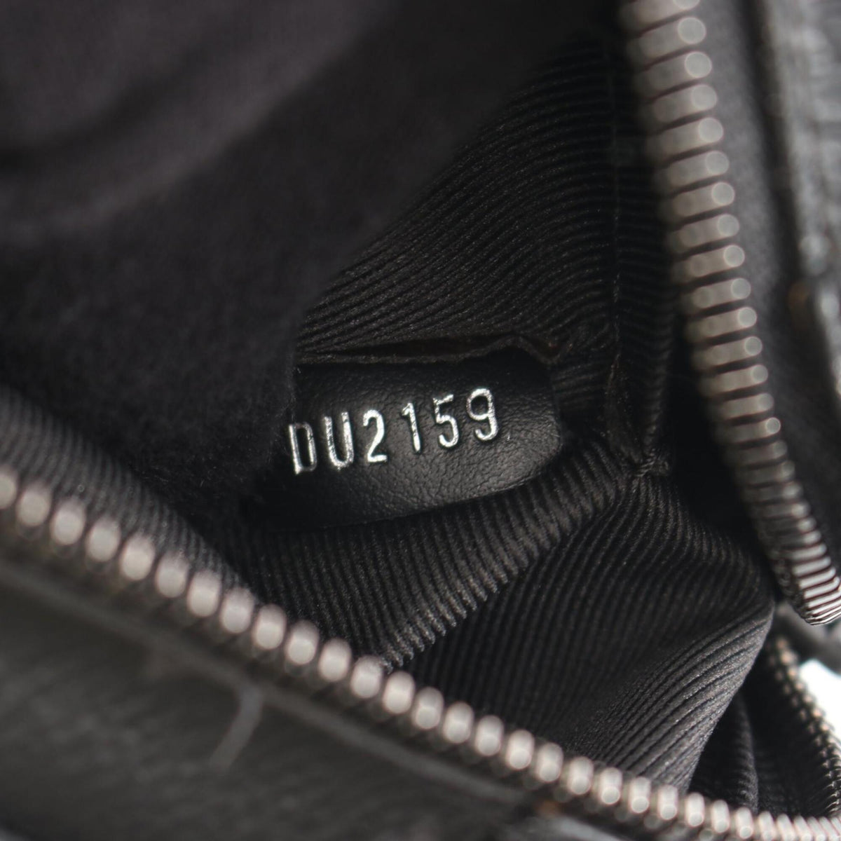 Louis Vuitton Black Monogram Eclipse Coated Canvas Leather Handbag Shoulder Bag (Pre-Owned)