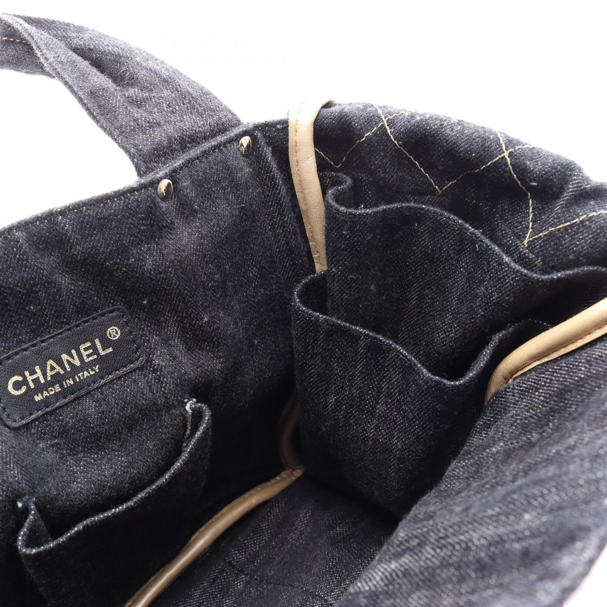 Chanel Navy Denim Leather Handbag (Pre-Owned)