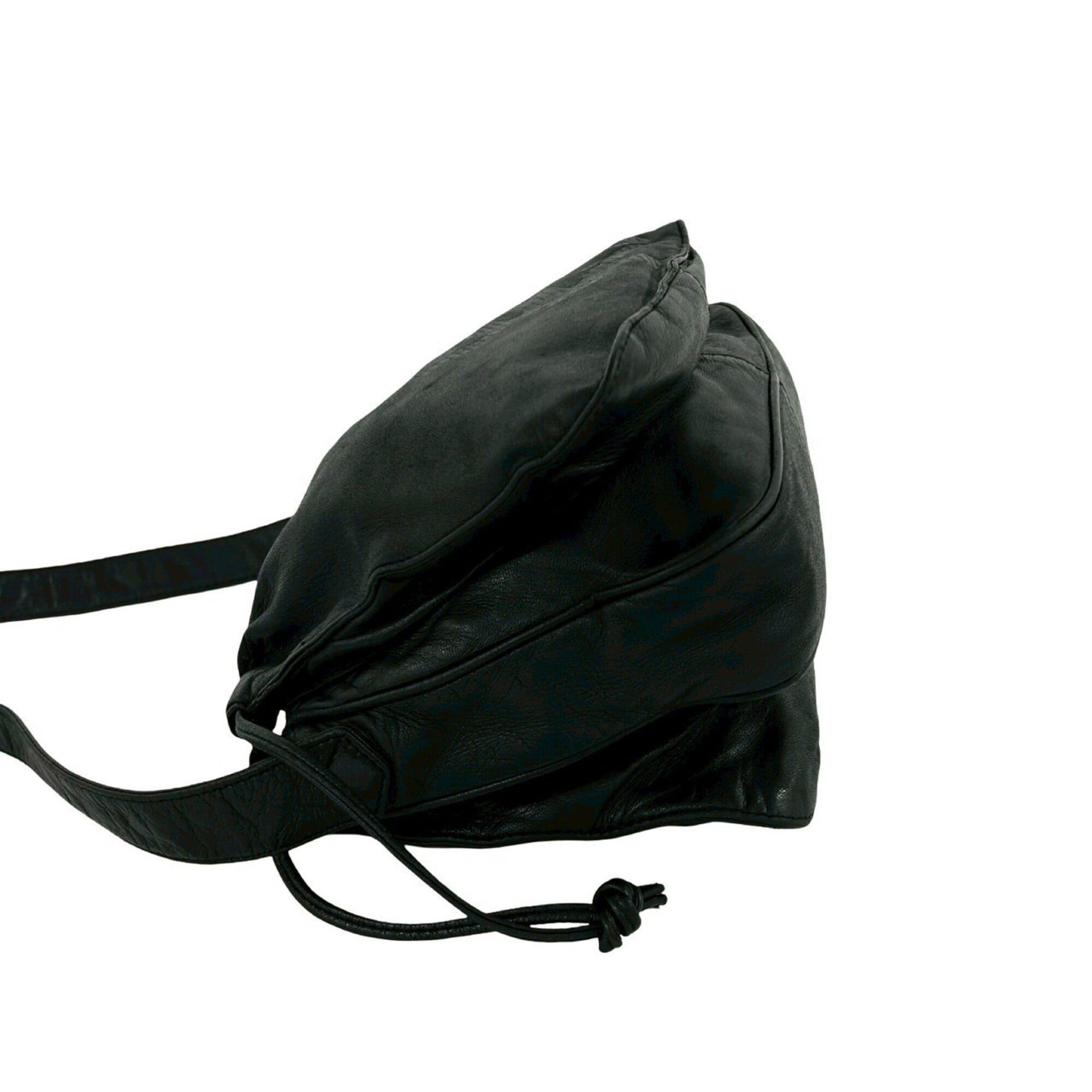 Loewe Black Leather Pochette Shoulder Bag (Pre-Owned)