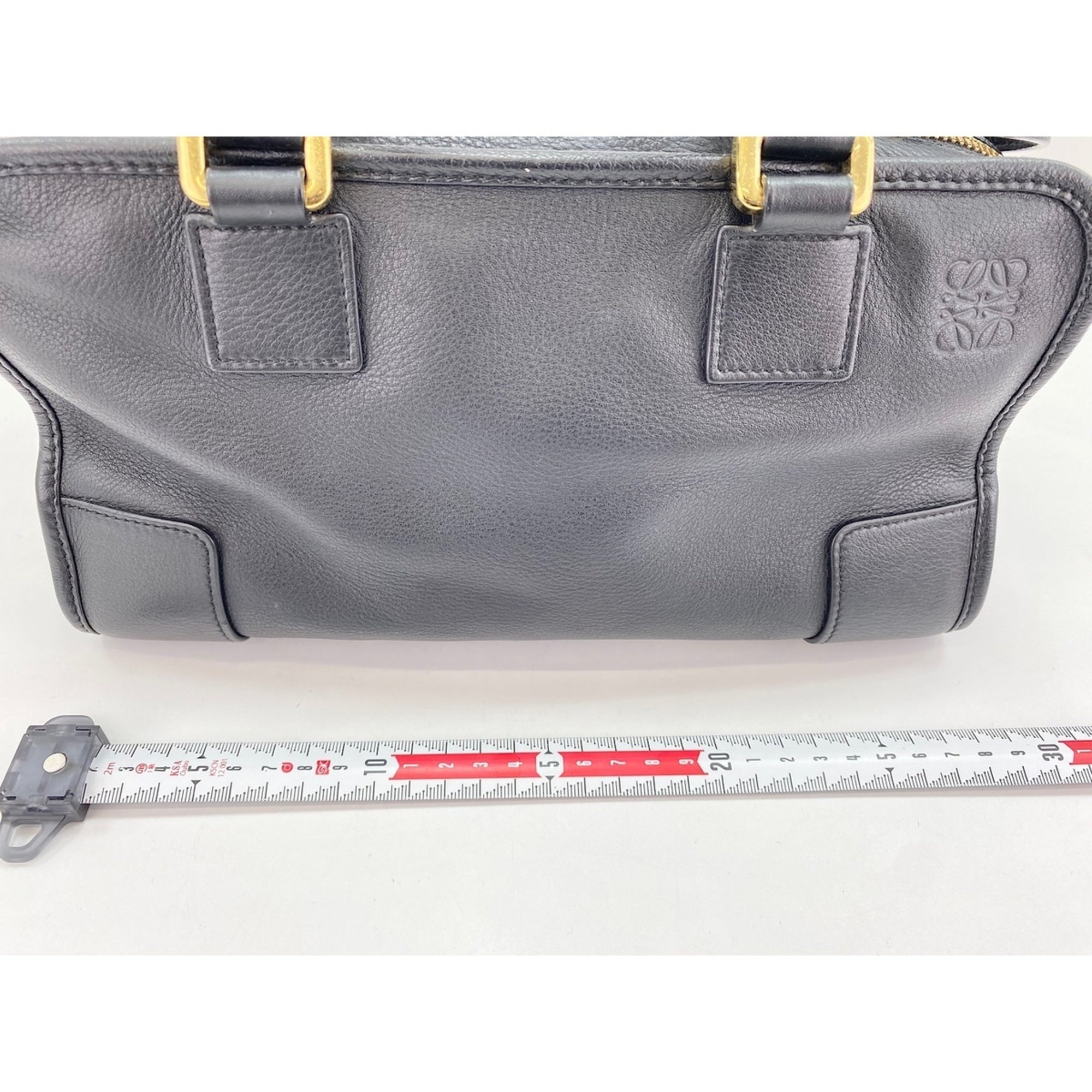 Loewe Amazona Black Shoulder Bag (Pre-Owned)