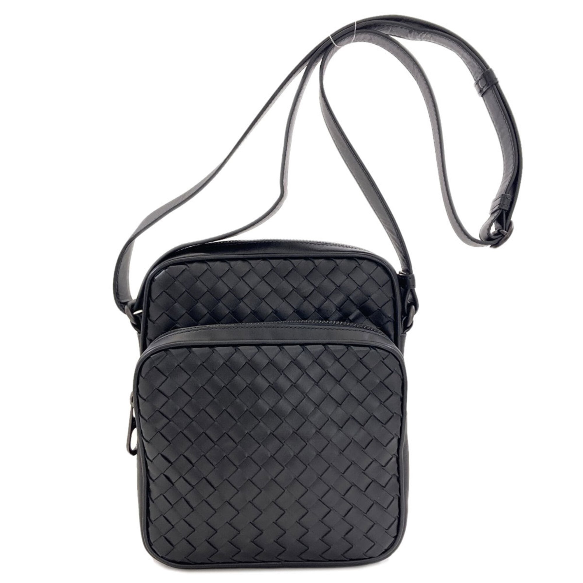 Bottega Veneta Black Leather Shoulder Bag (Pre-Owned)