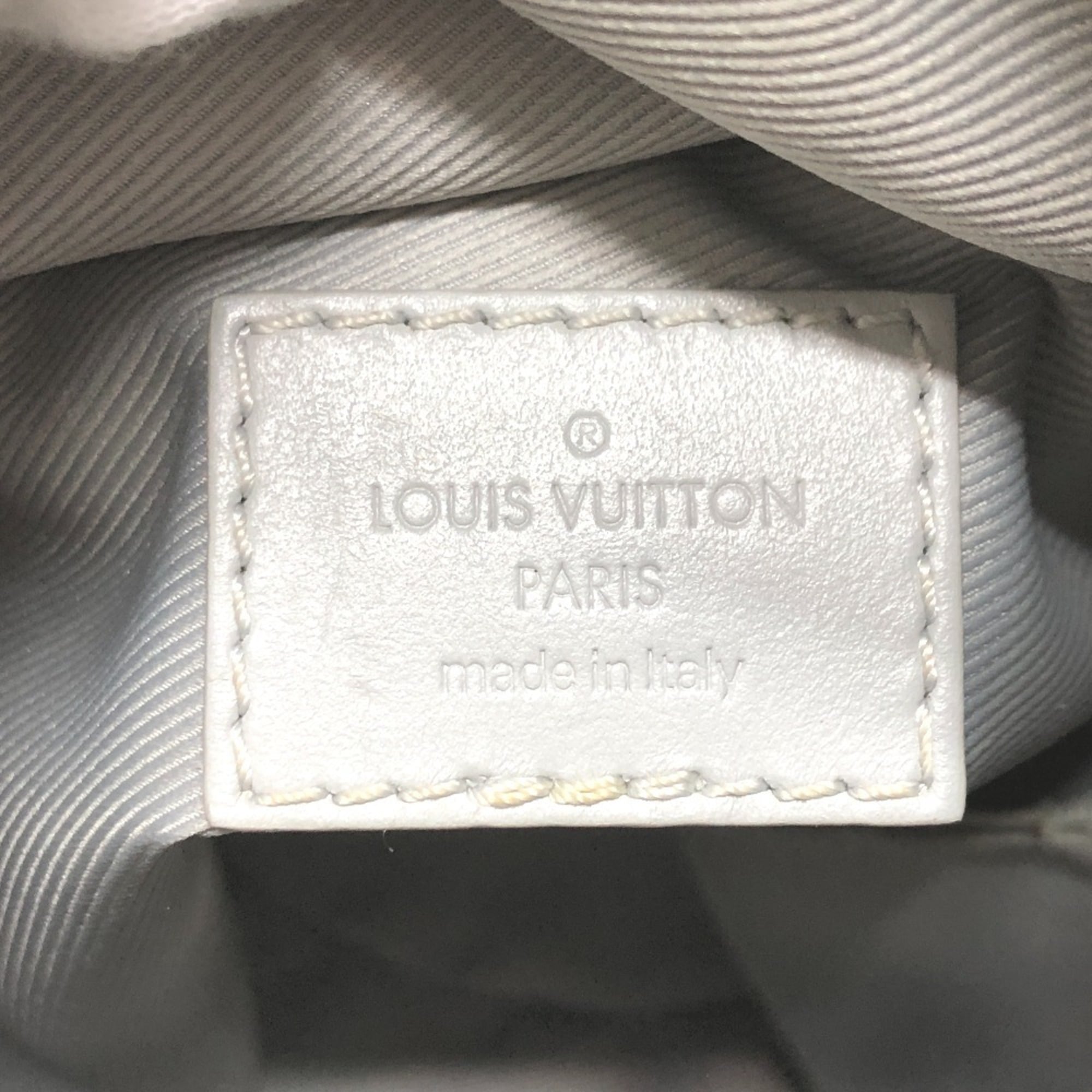 Louis Vuitton White Monogram Shoulder Bag (Pre-Owned)