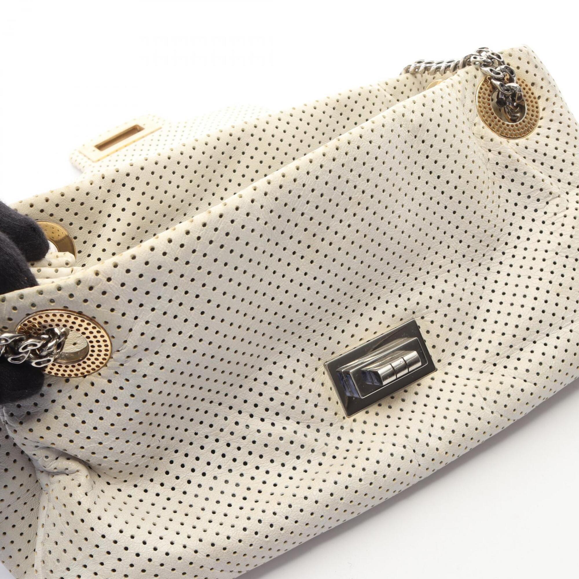 Chanel White Leather Handbag Shoulder Bag (Pre-Owned)