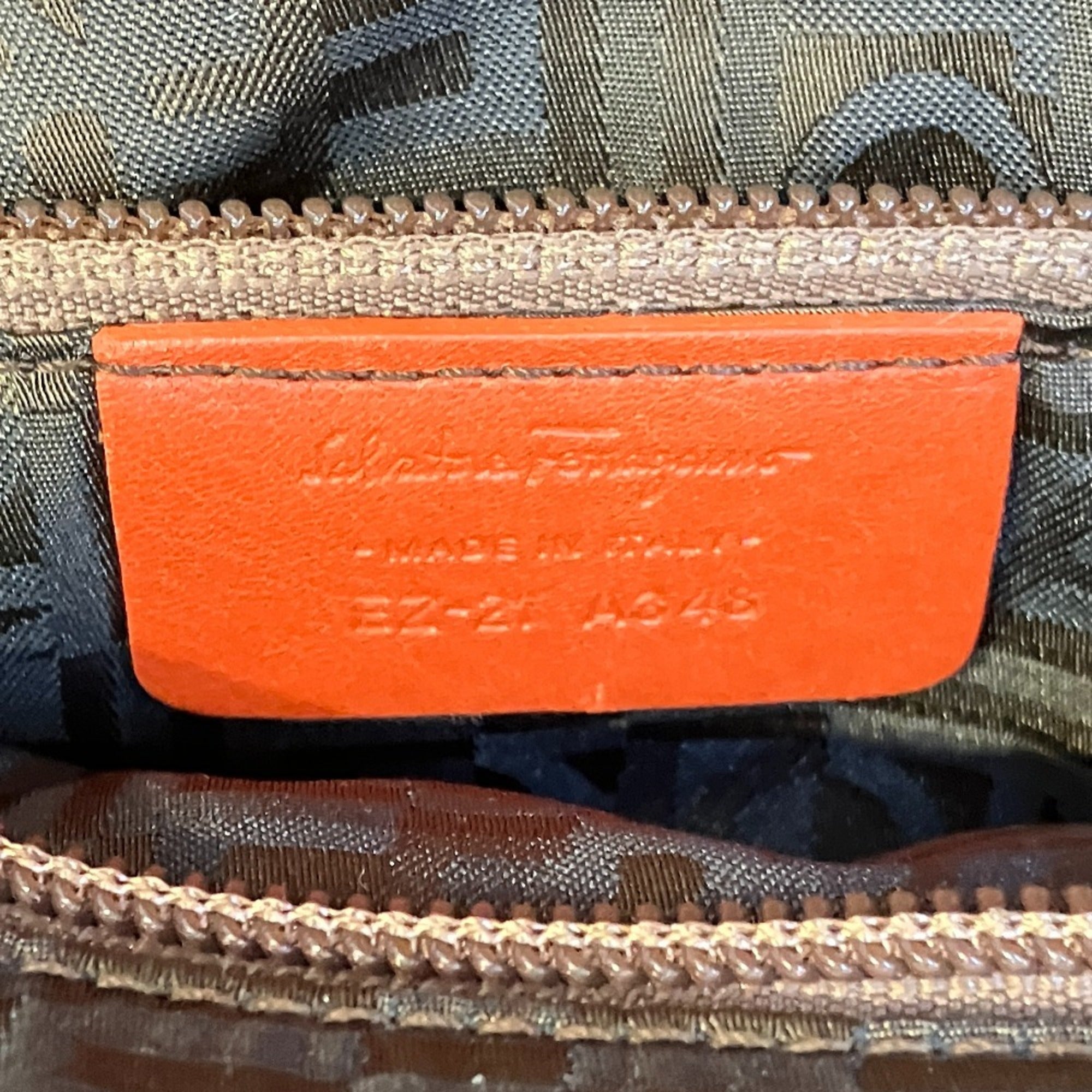 Salvatore Ferragamo Orange Knit Handbag (Pre-Owned)