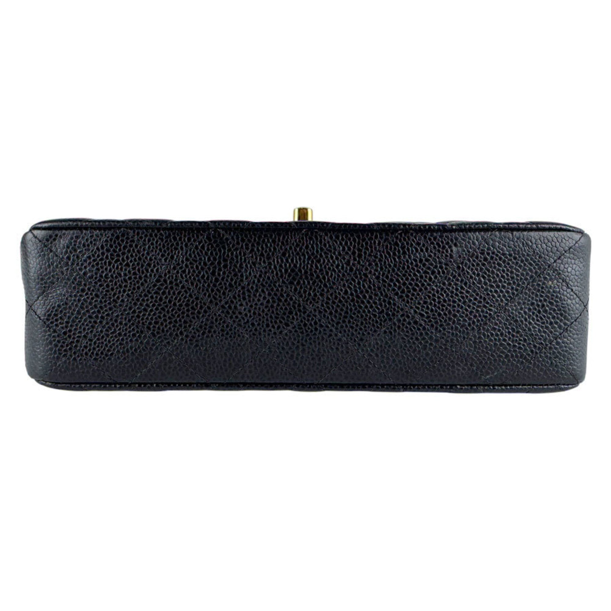 Chanel Black Grained Calfskin Shoulder Bag (Pre-Owned)