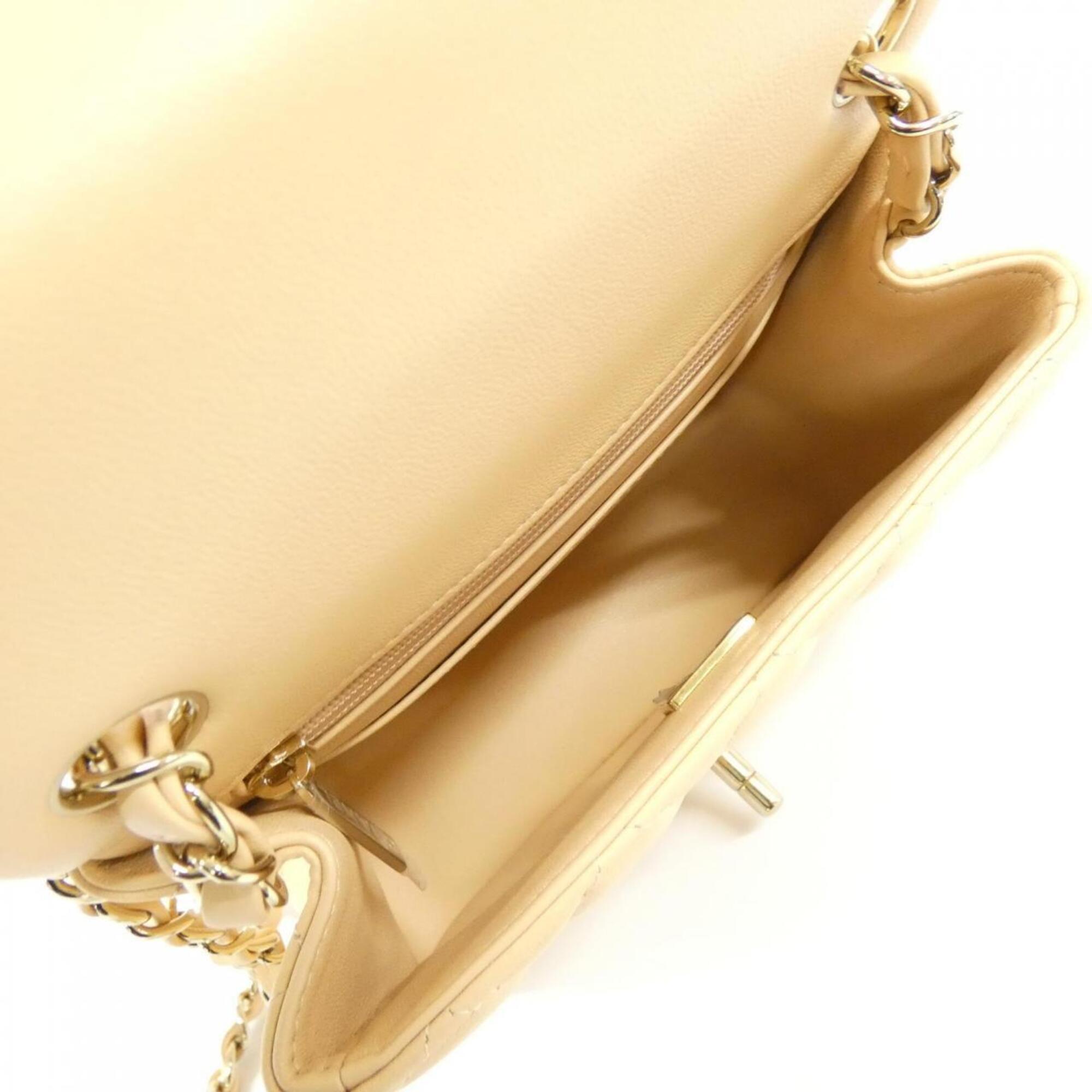 Chanel Beige Leather Shoulder Bag (Pre-Owned)