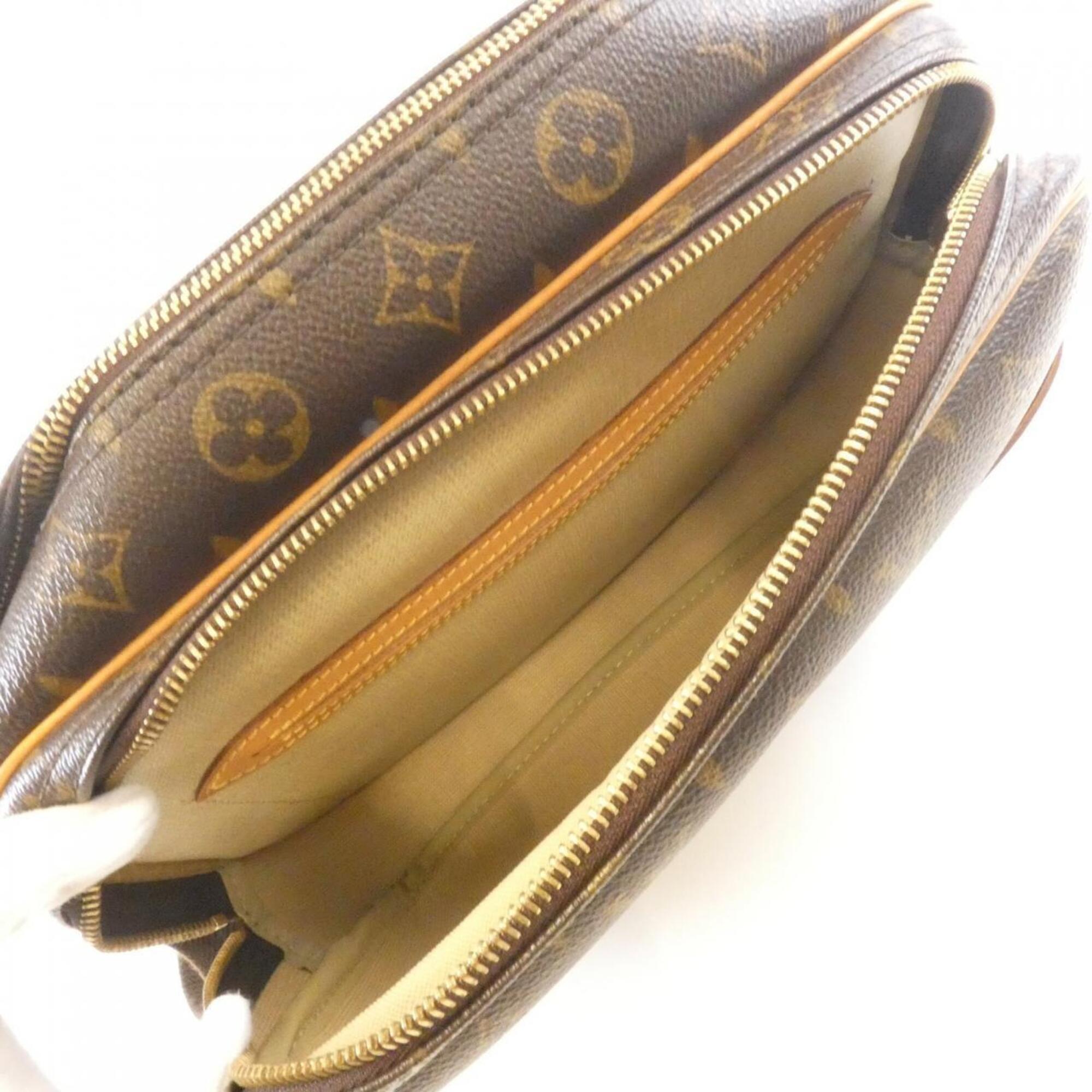 Louis Vuitton Brown Coated Canvas Shoulder Bag (Pre-Owned)