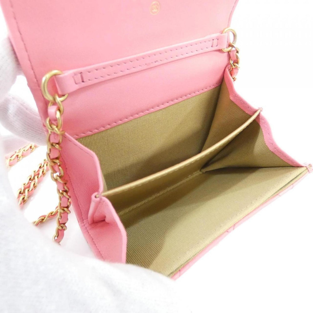 Chanel Pink Leather Handbag Shoulder Bag (Pre-Owned)