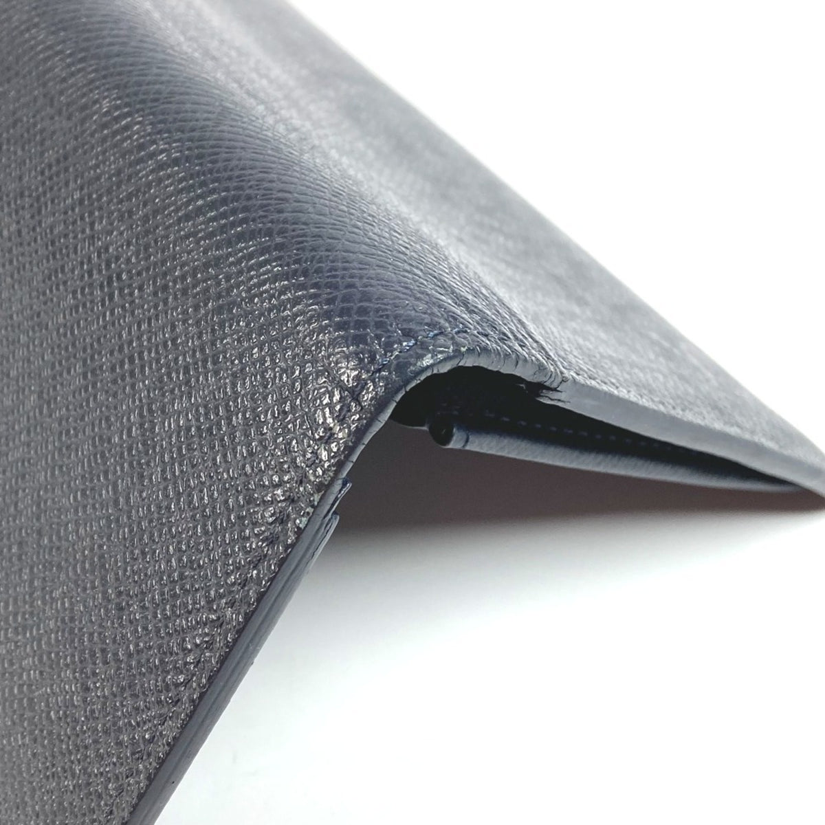 Louis Vuitton Blue Ocean Taiga Leather Leather Long Wallet (Bi-Fold) (Pre-Owned)