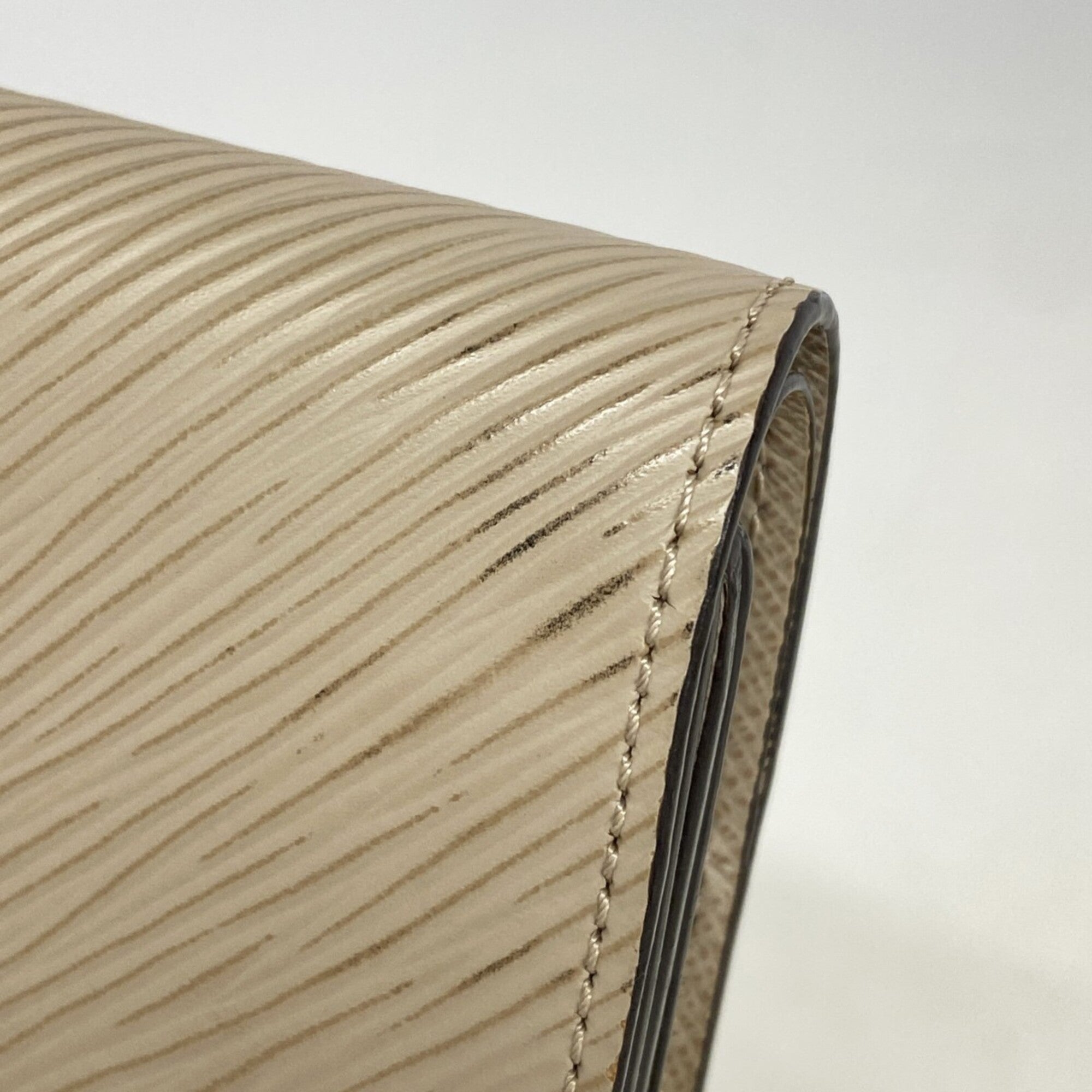 Louis Vuitton Galle Wallet (Tri-Fold) (Pre-Owned)