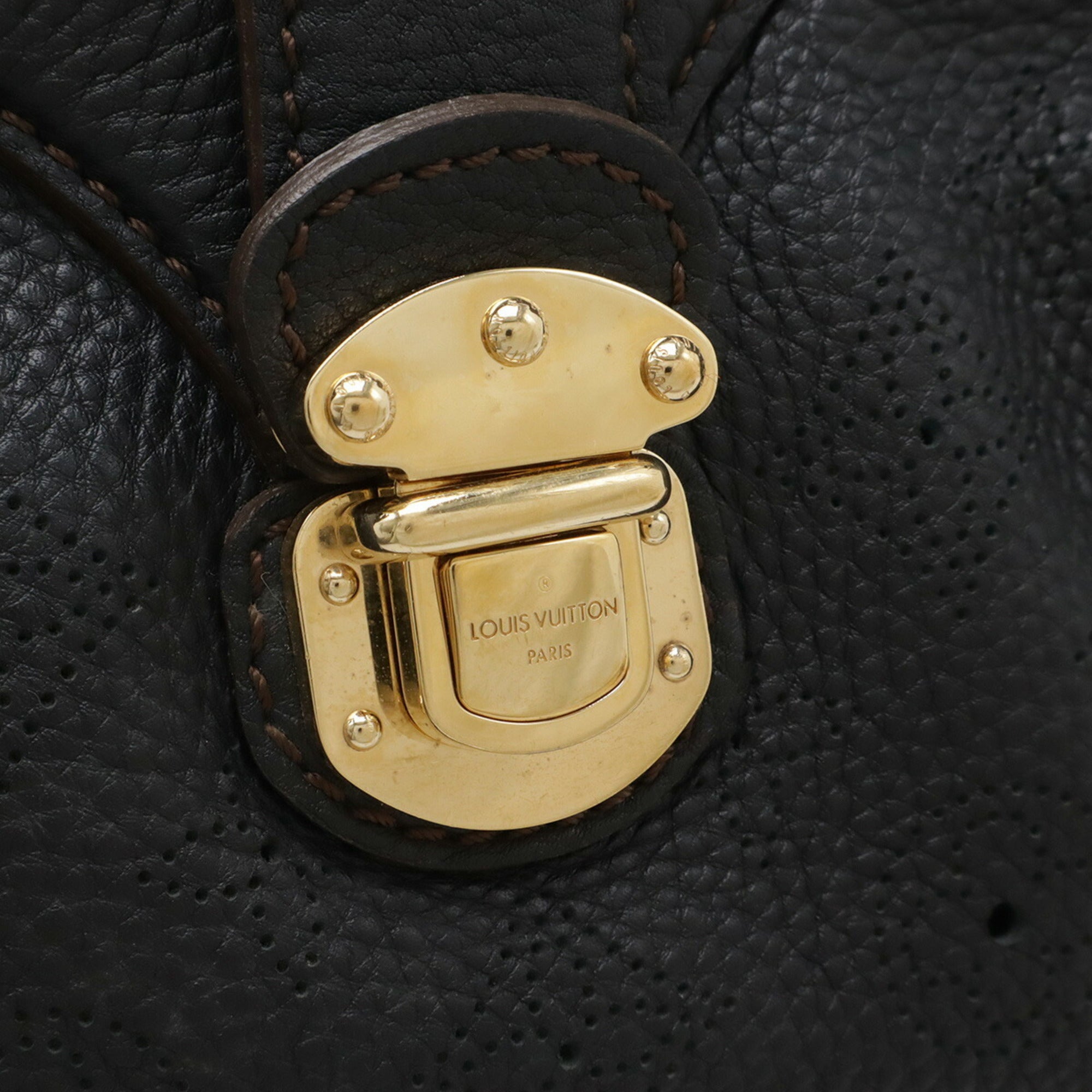Louis Vuitton Black Noir Leather Shoulder Bag (Pre-Owned)
