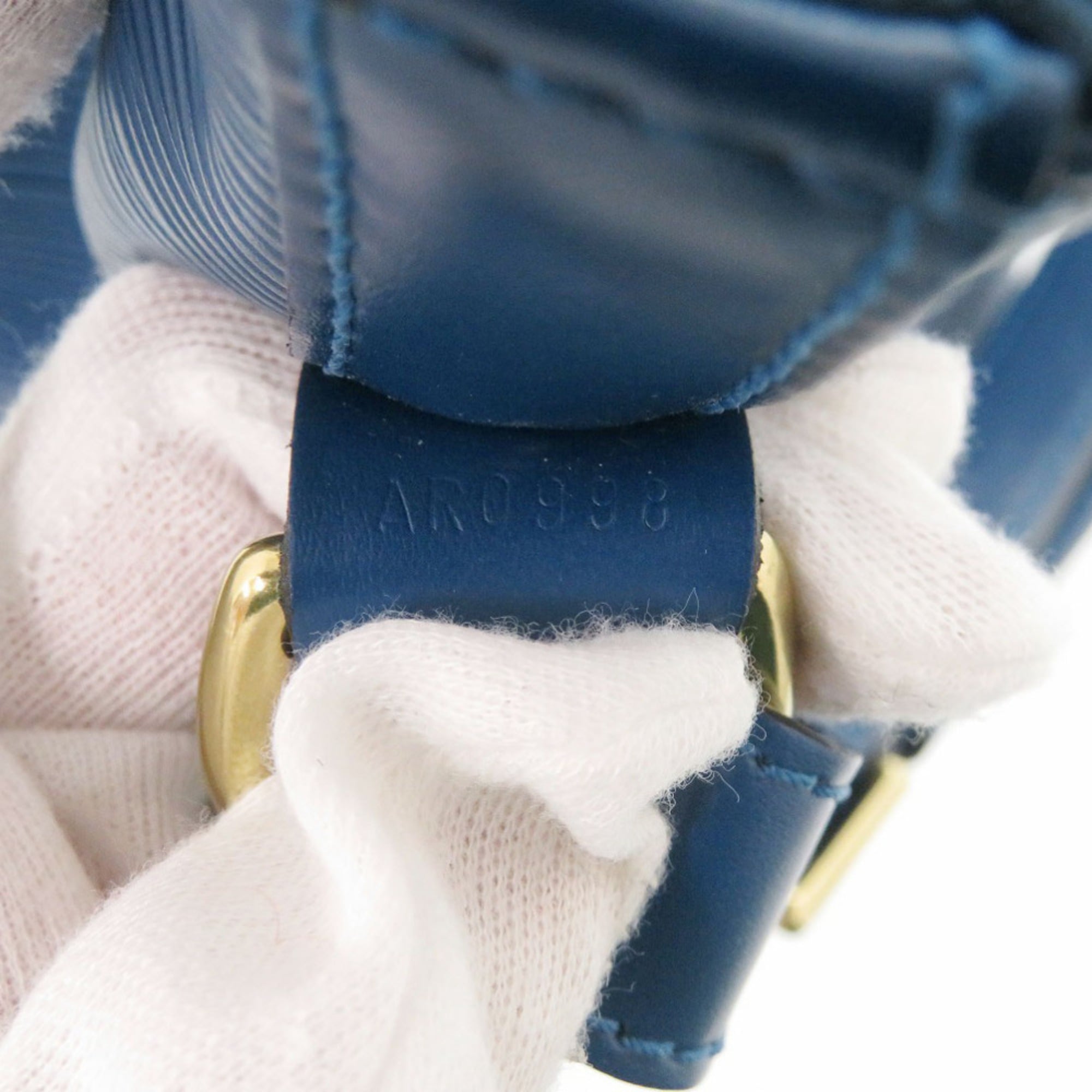 Louis Vuitton Blue Epi Leather Shoulder Bag (Pre-Owned)