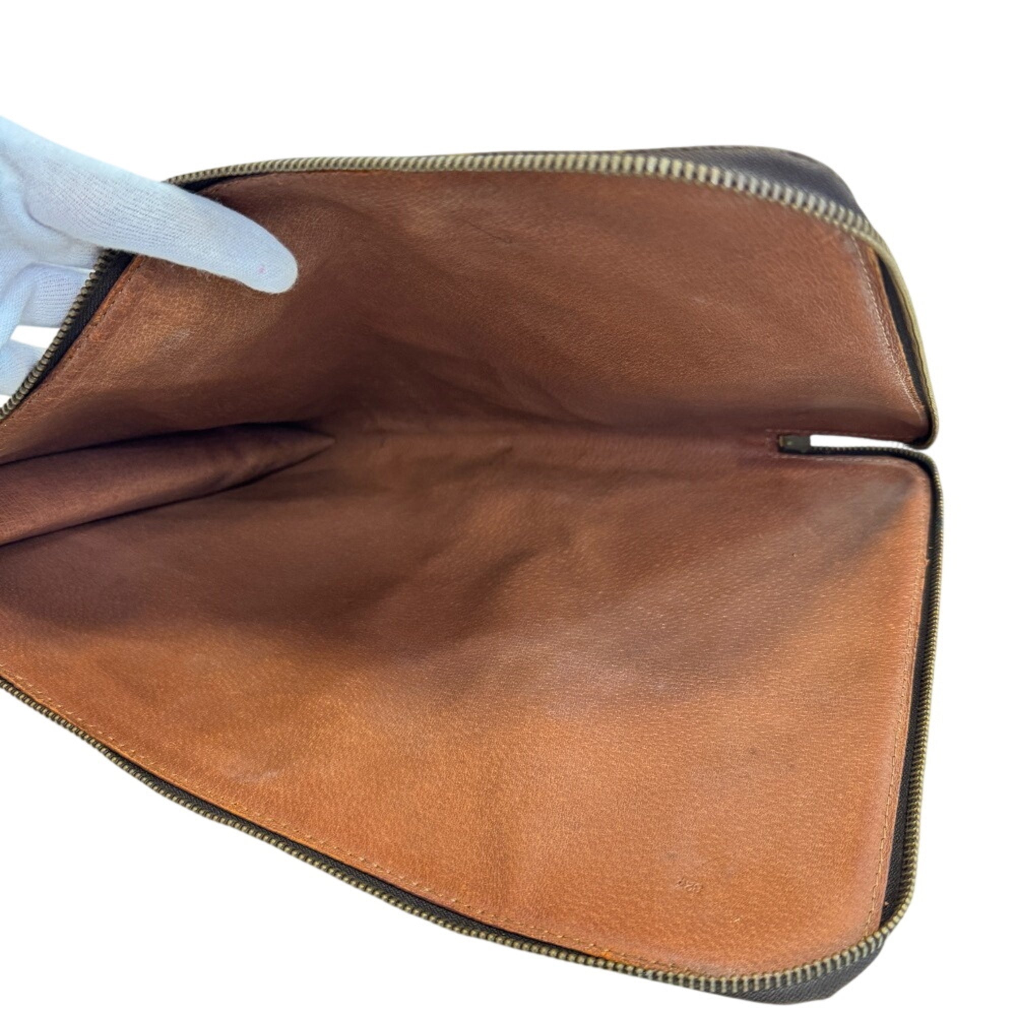 Louis Vuitton Brown Monogram Monogram Clutch Bag (Pre-Owned)