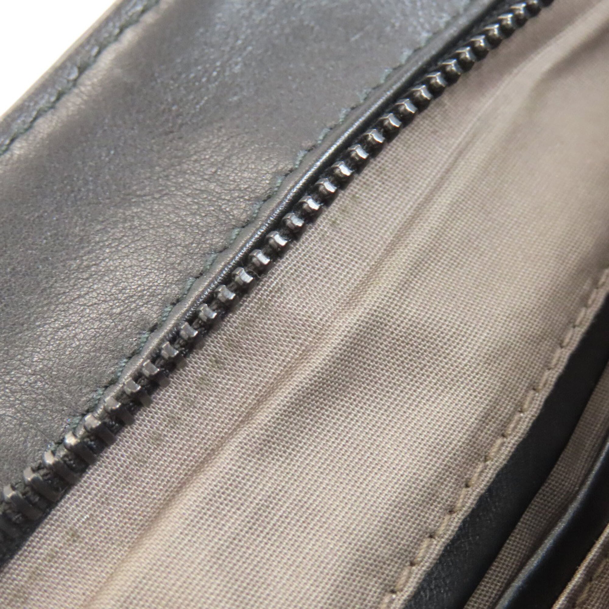 Bottega Veneta Black Leather Shoulder Bag (Pre-Owned)