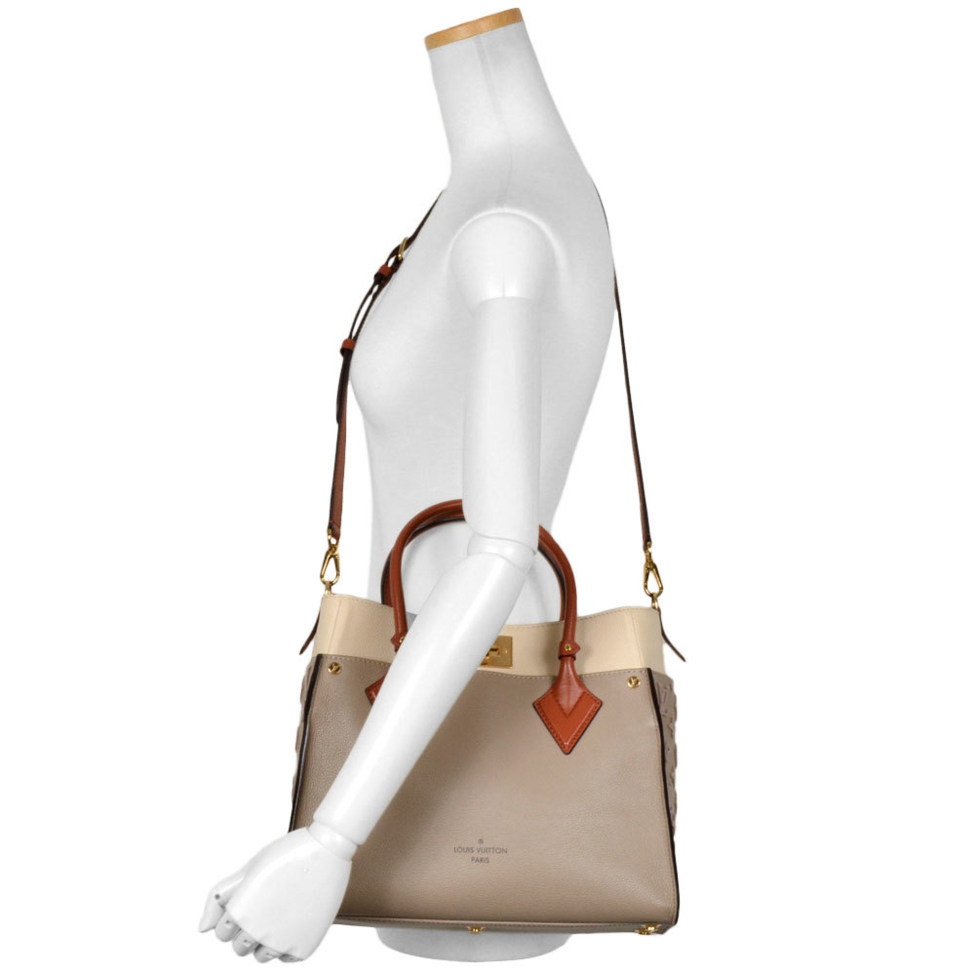 Louis Vuitton Beige Galle Leather Handbag (Pre-Owned)