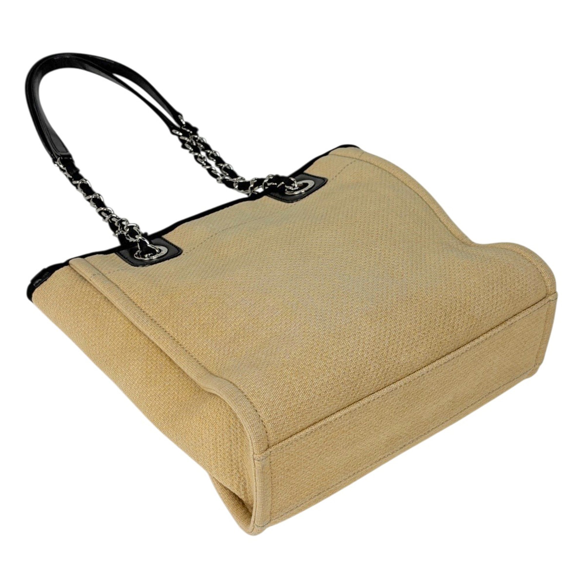 Chanel Deauville Beige Canvas Shoulder Bag Tote Bag (Pre-Owned)