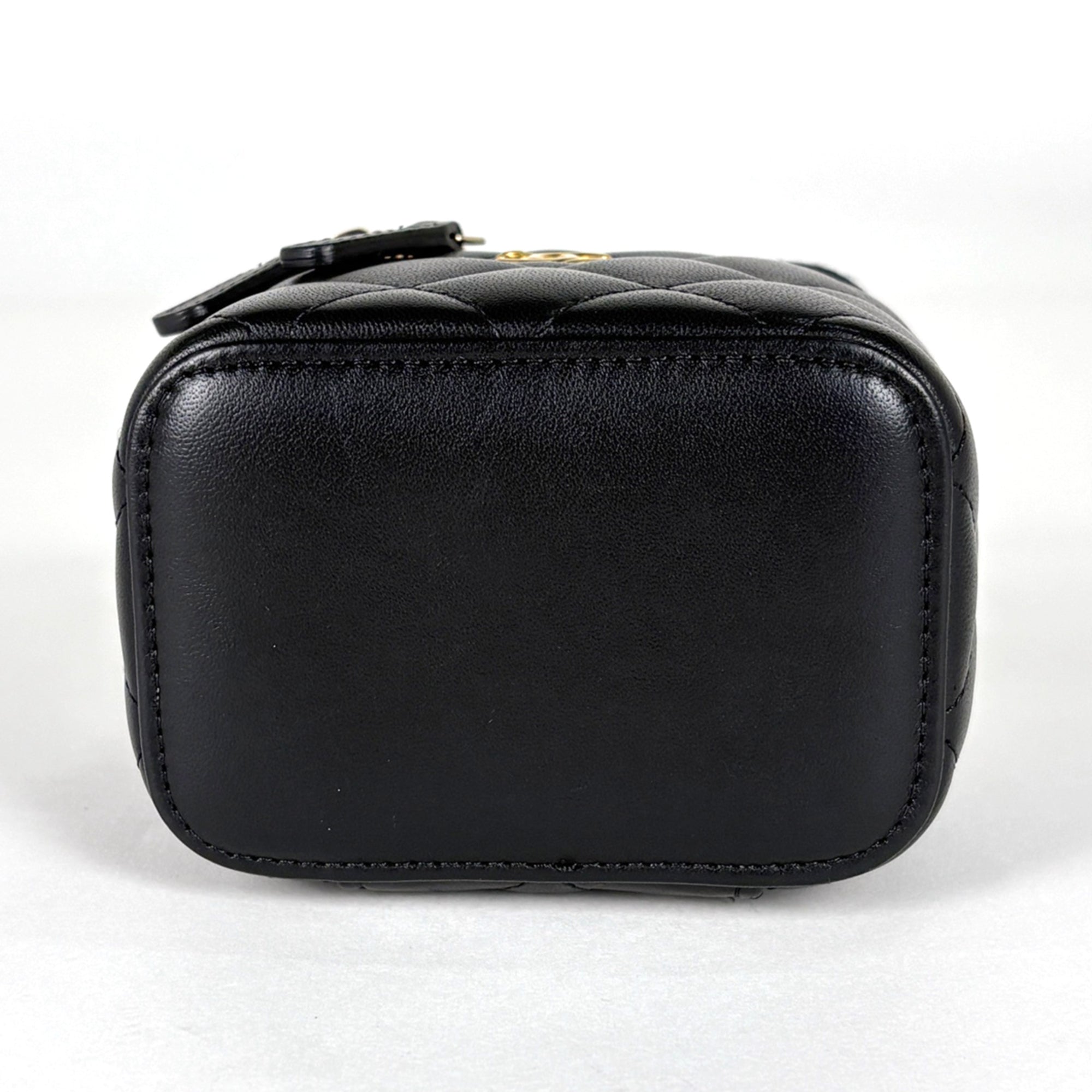 Chanel Black Leather Shoulder Bag Vanity Bag (Pre-Owned)