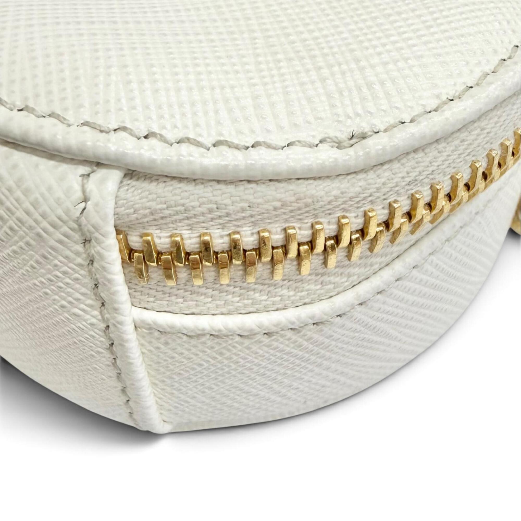 Prada White Leather Pouch (Pre-Owned)