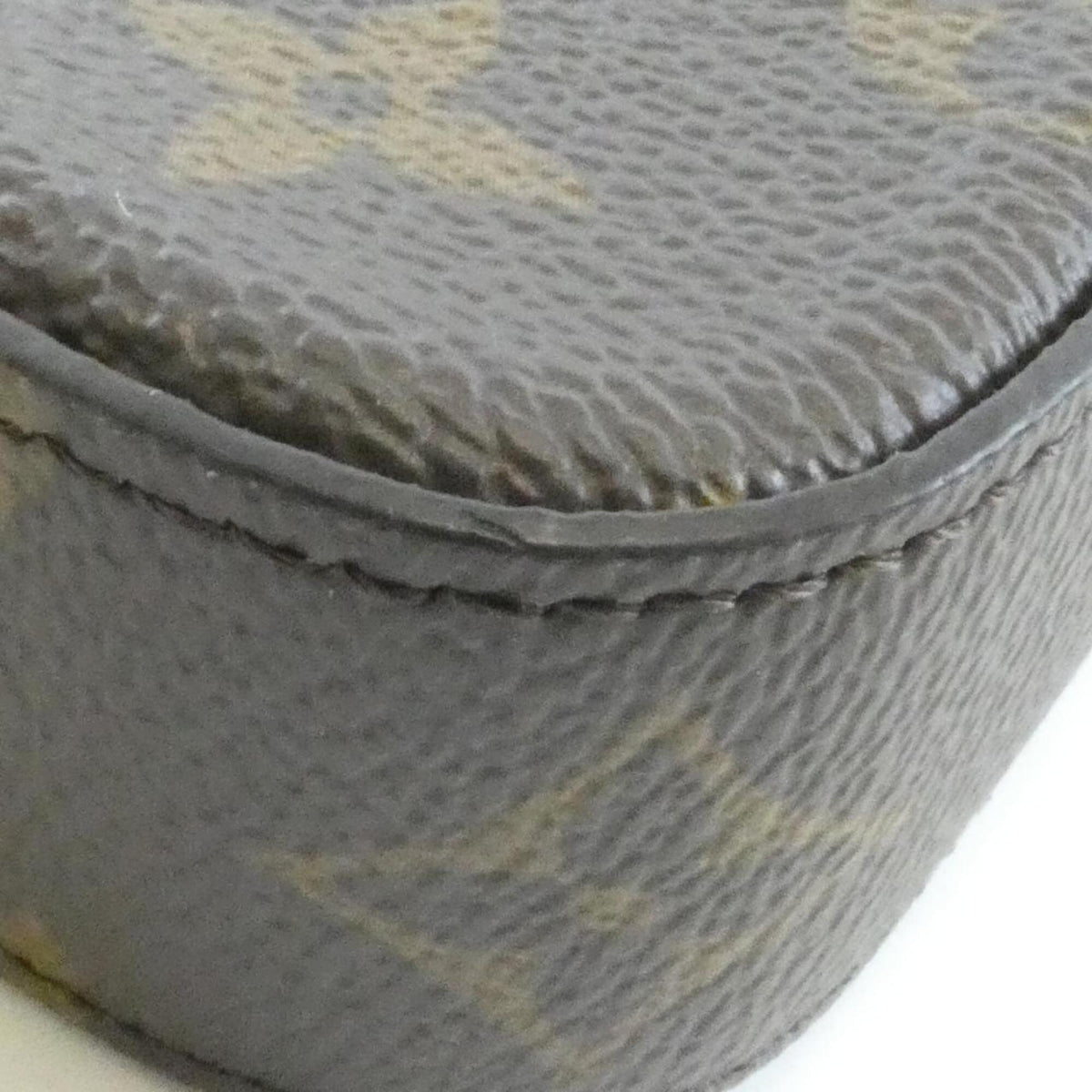 Louis Vuitton Khaki Marron Coated Canvas Pochette Pouch Shoulder Bag (Pre-Owned)