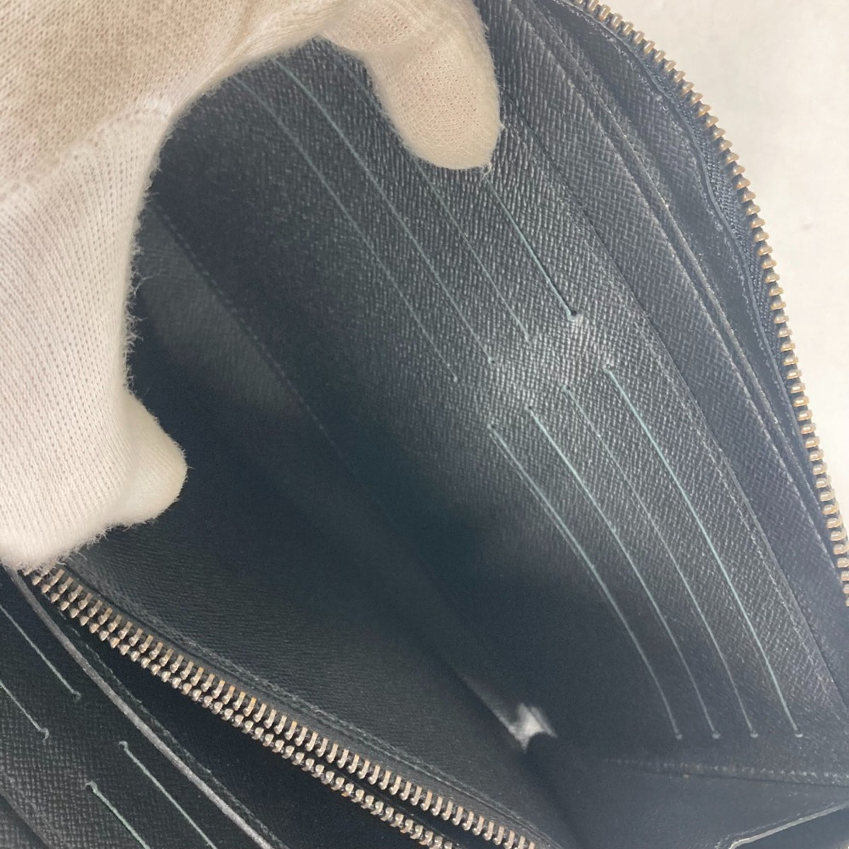 Louis Vuitton Monogram Eclipse Black Monogram Eclipse Long Wallet (Bi-Fold) (Pre-Owned)