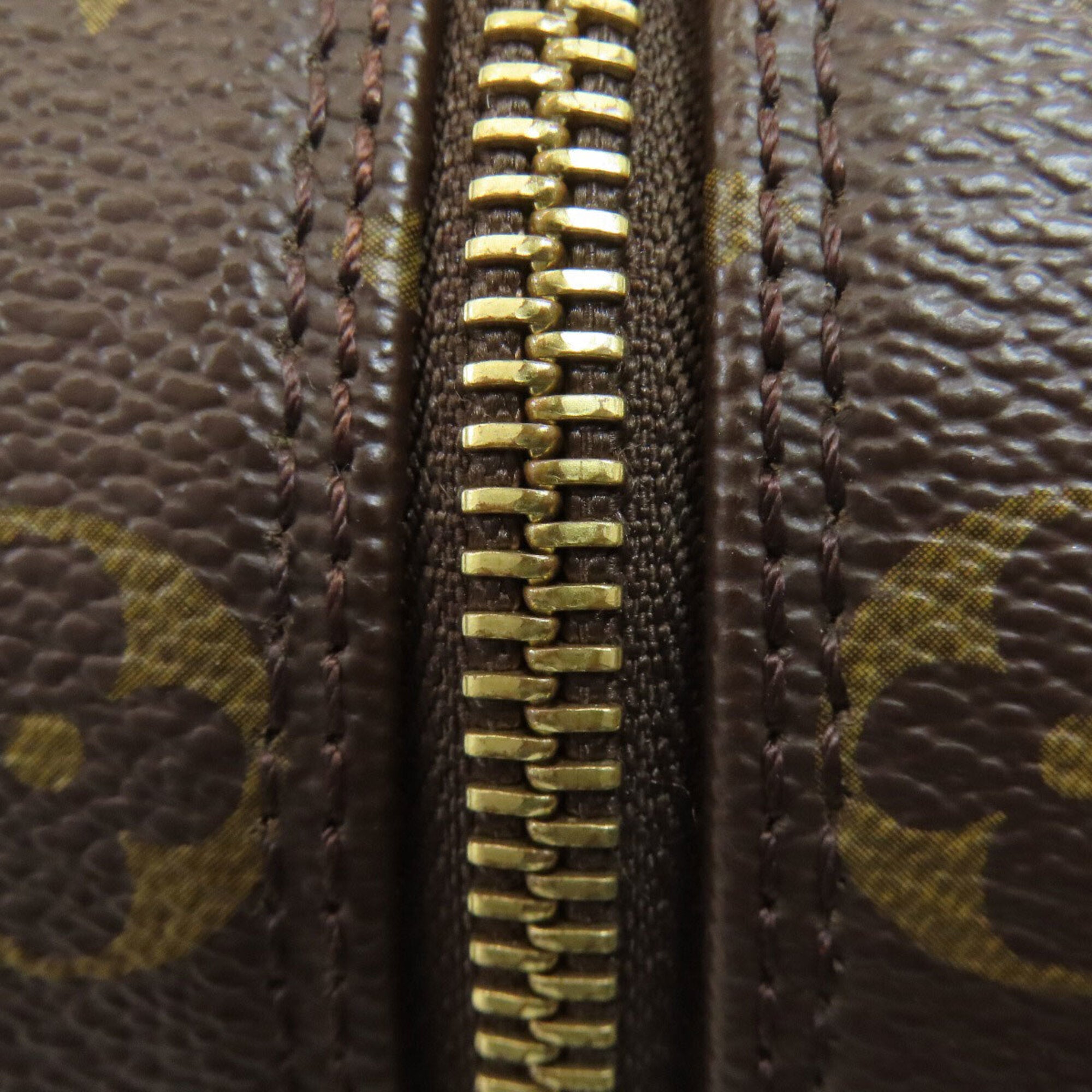 Louis Vuitton Brown Monogram Monogram Canvas Shoulder Bag (Pre-Owned)