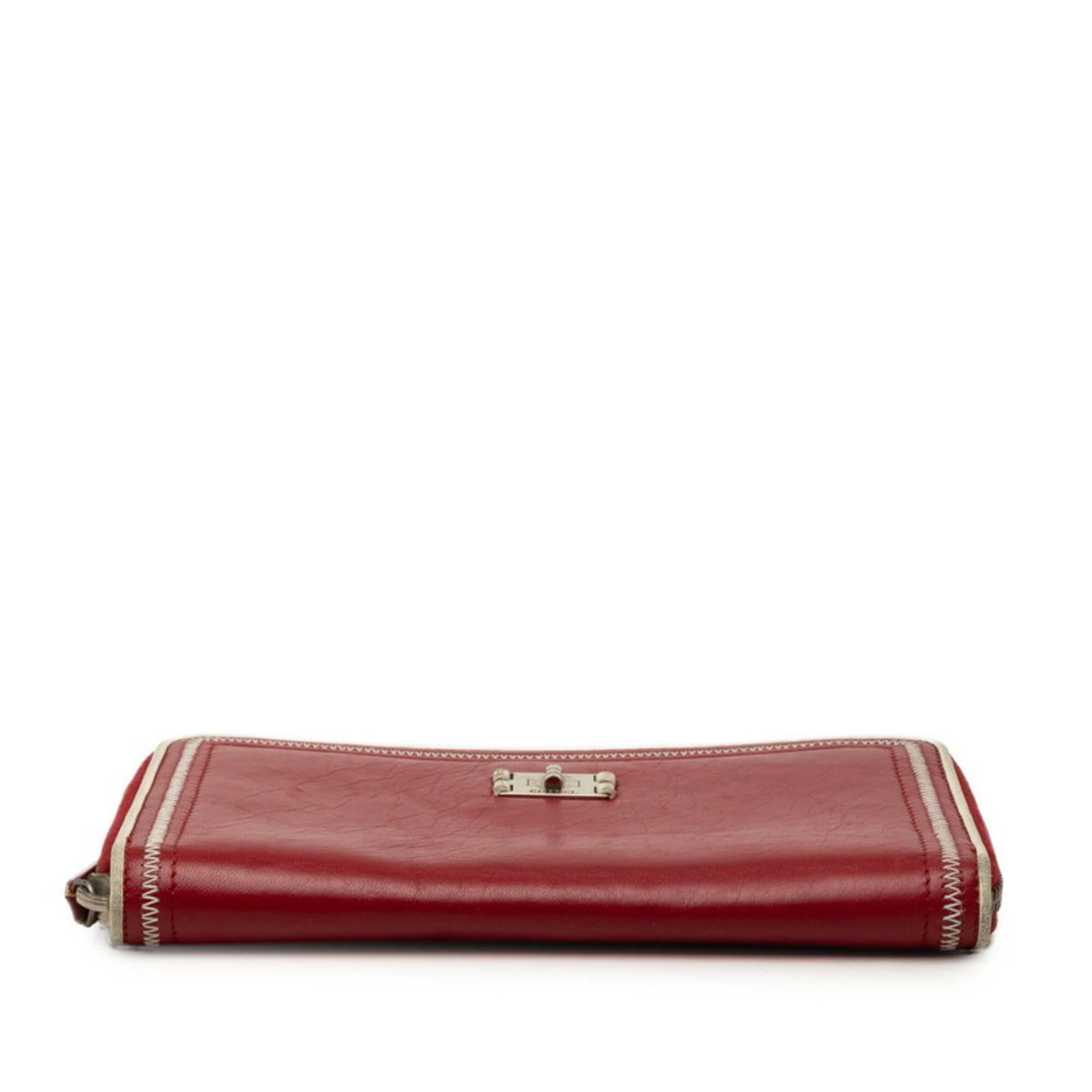 Chanel Red Color Leather Long Wallet (Bi-Fold) (Pre-Owned)