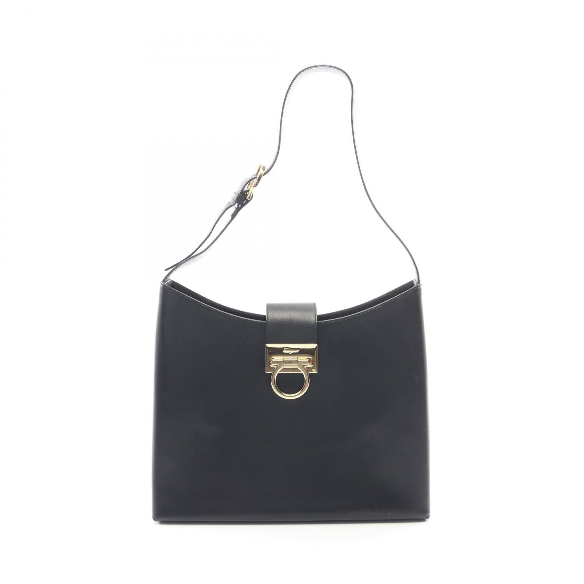 Salvatore Ferragamo Black Leather Handbag Shoulder Bag (Pre-Owned)