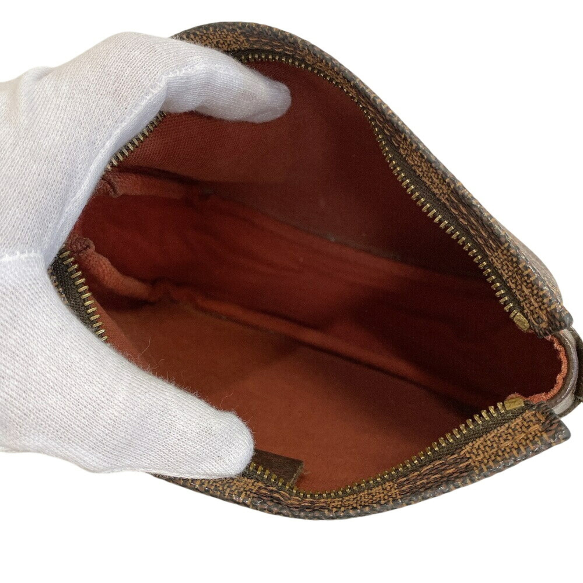 Louis Vuitton Brown Leather Pouch (Pre-Owned)