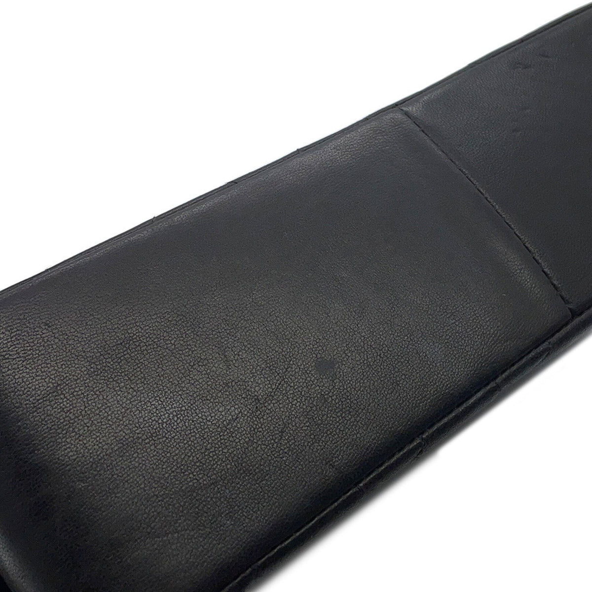 Chanel Matelasse Black Leather Shoulder Bag (Pre-Owned)