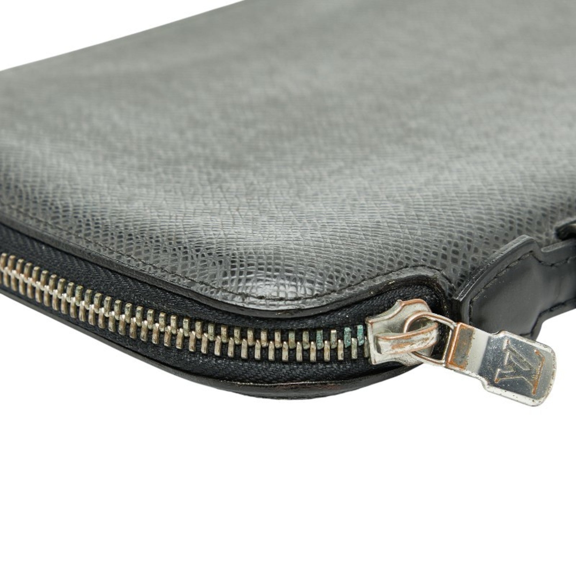 Louis Vuitton Ardoise Black Leather Pouch (Pre-Owned)