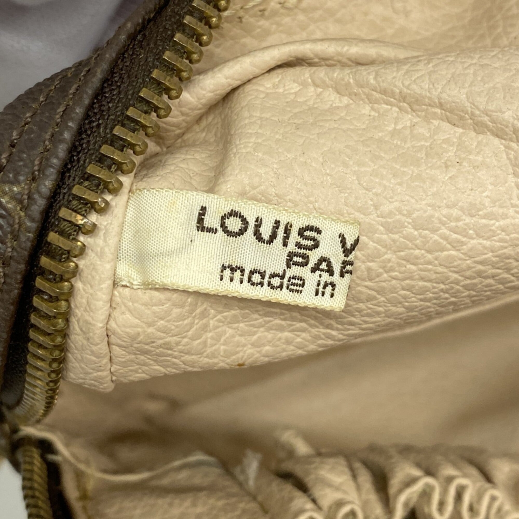 Louis Vuitton Brown Pouch (Pre-Owned)