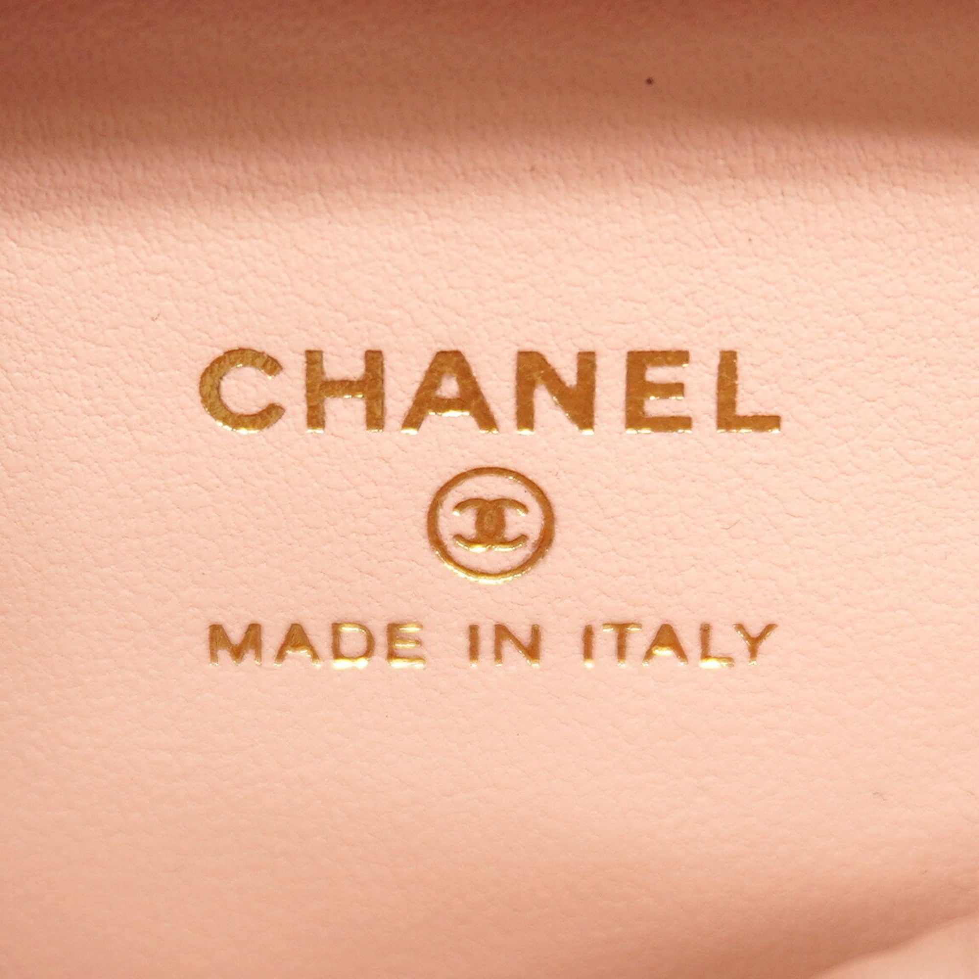 Chanel Pink Leather Vanity Bag (Pre-Owned)