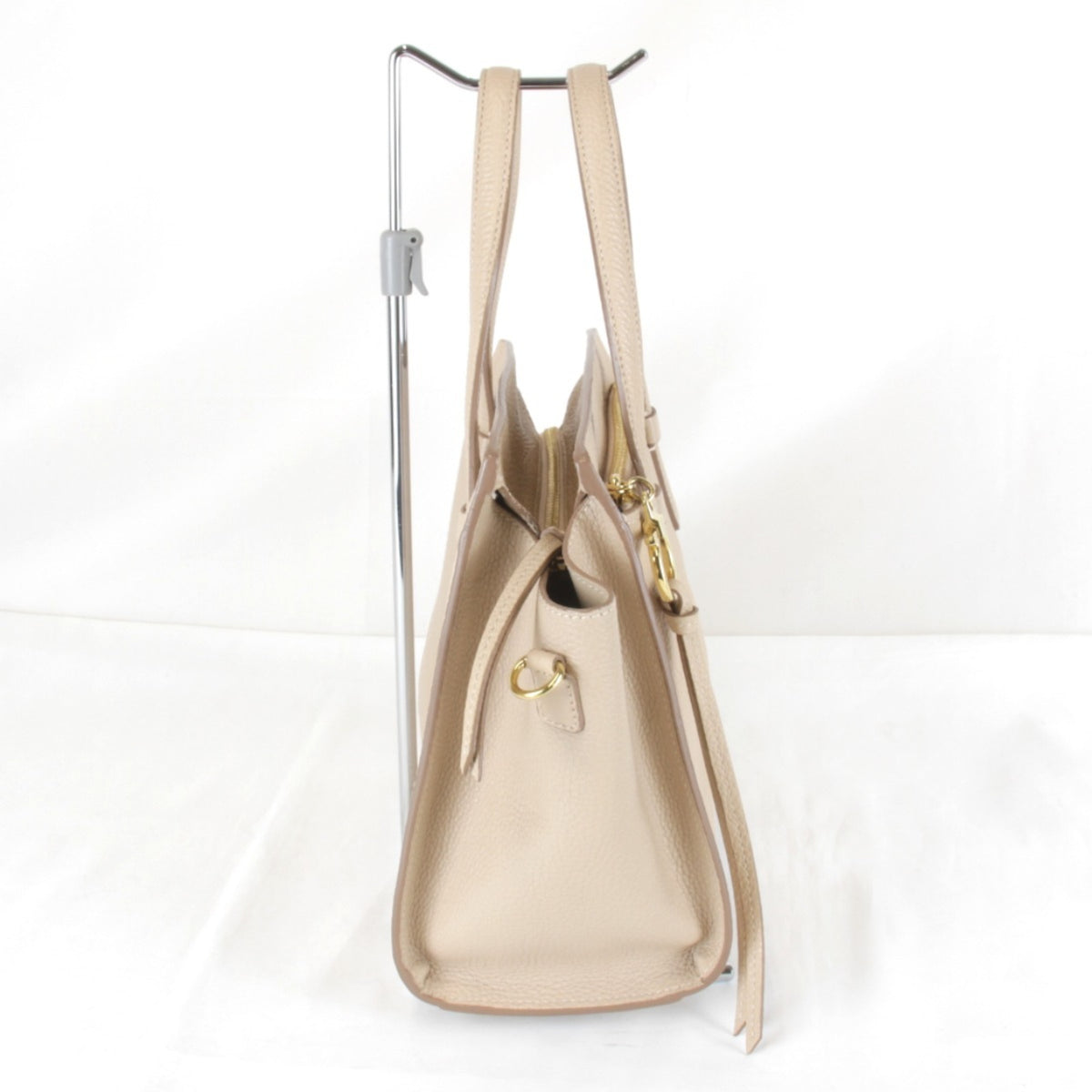Salvatore Ferragamo Pink Leather Handbag (Pre-Owned)