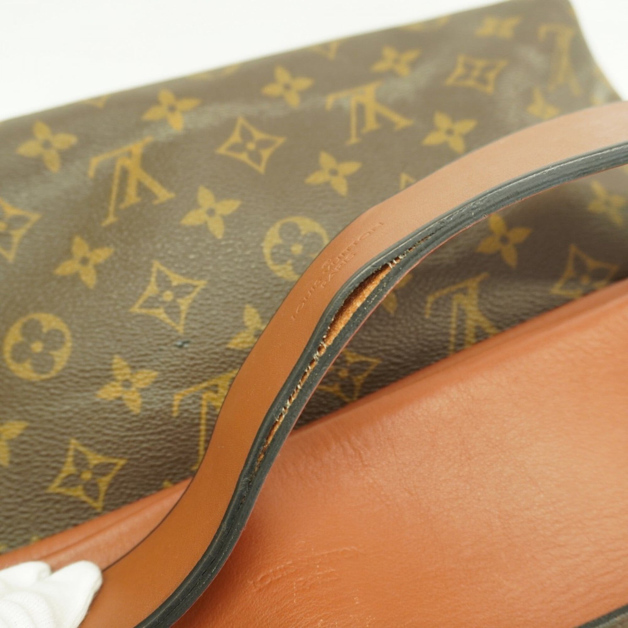 Louis Vuitton Brown Caramel Tote Bag (Pre-Owned)