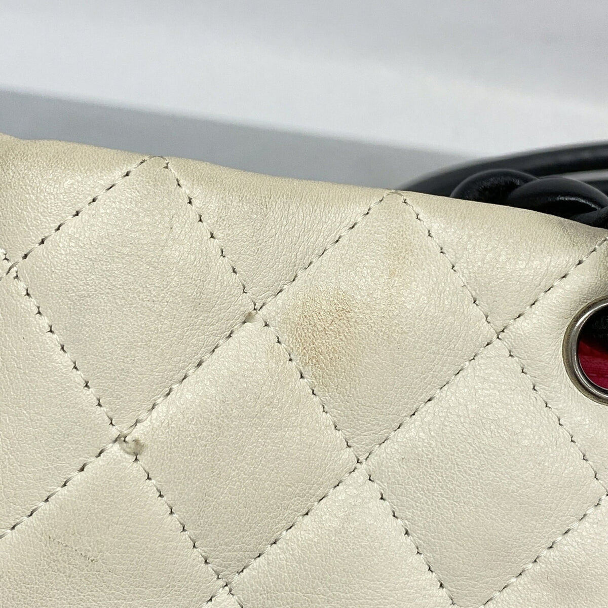Chanel Black White Leather Tote Bag (Pre-Owned)