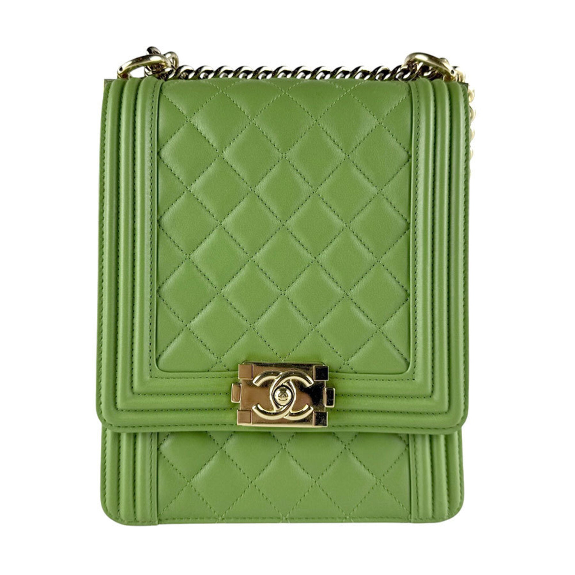 Chanel Green Leather Shoulder Bag (Pre-Owned)