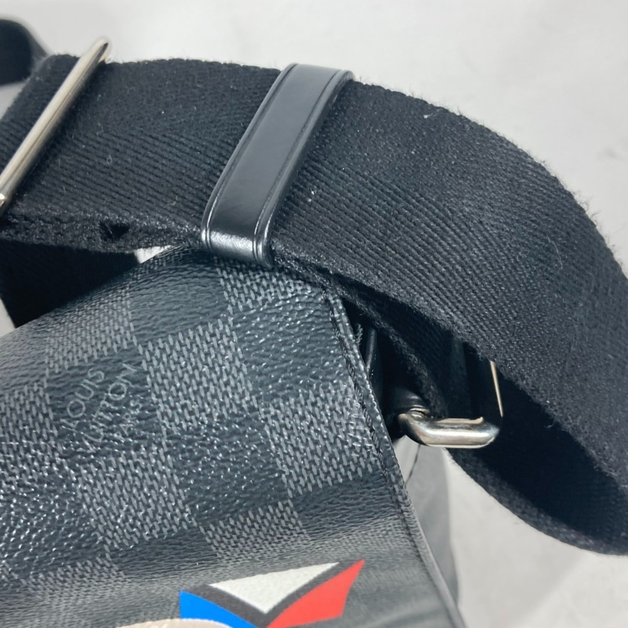 Louis Vuitton Black Damier Graphite Shoulder Bag (Pre-Owned)