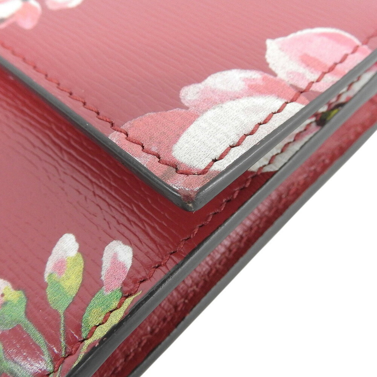 Gucci Red Color Leather Long Wallet (Bi-Fold) (Pre-Owned)