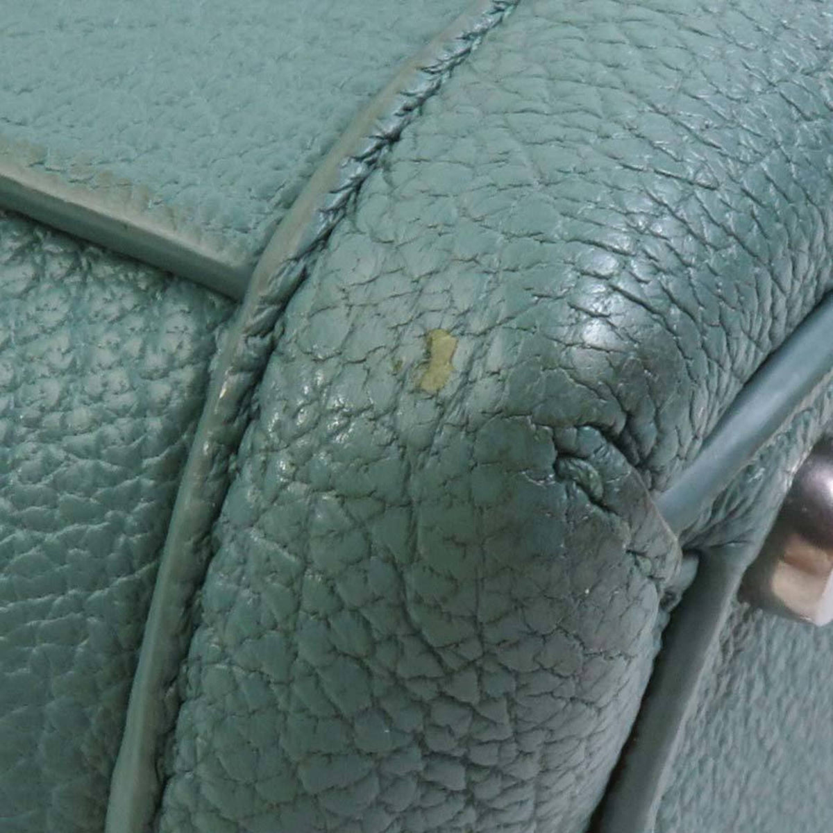 Bottega Veneta Green Leather Handbag Shoulder Bag (Pre-Owned)