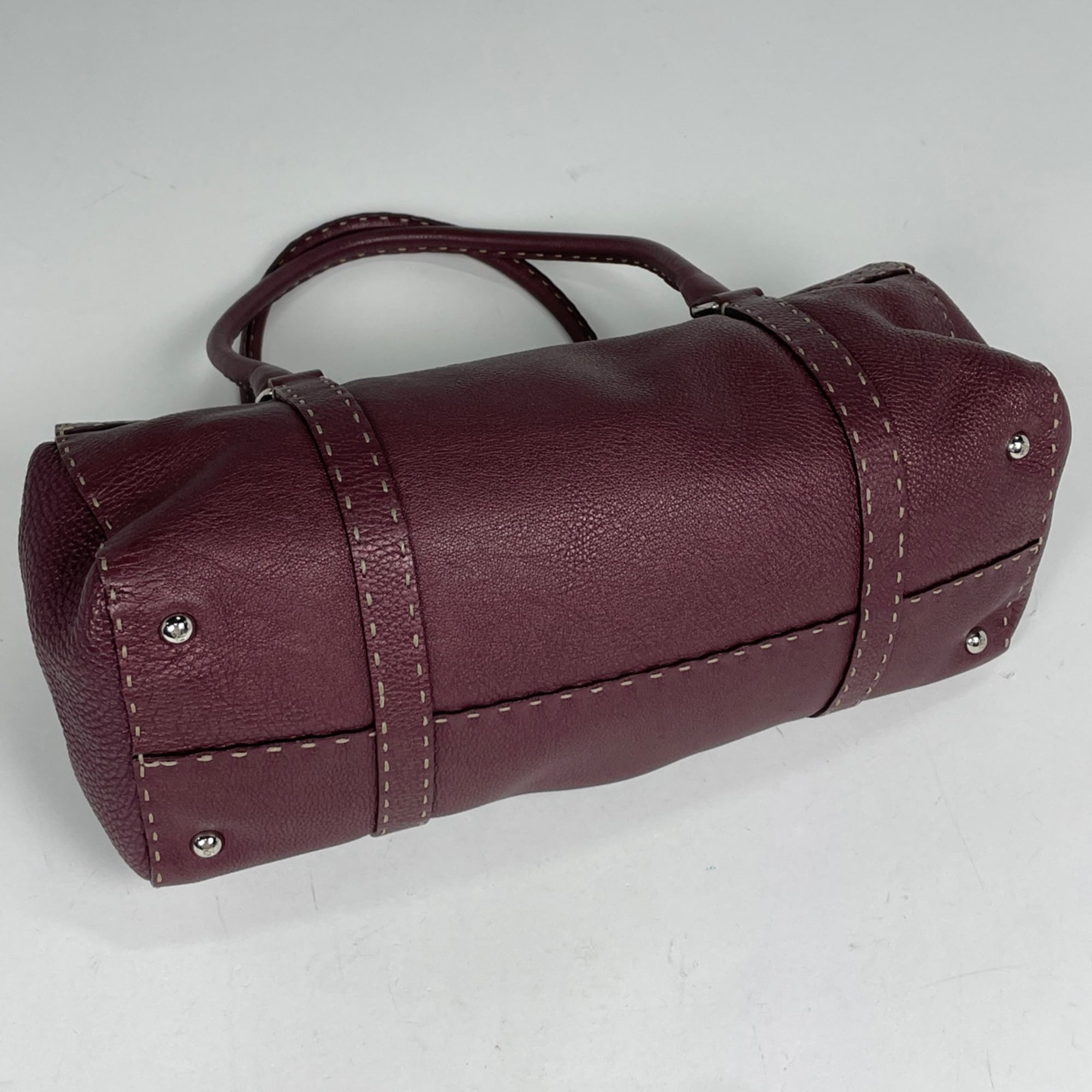 Fendi Purple Leather Shoulder Bag (Pre-Owned)