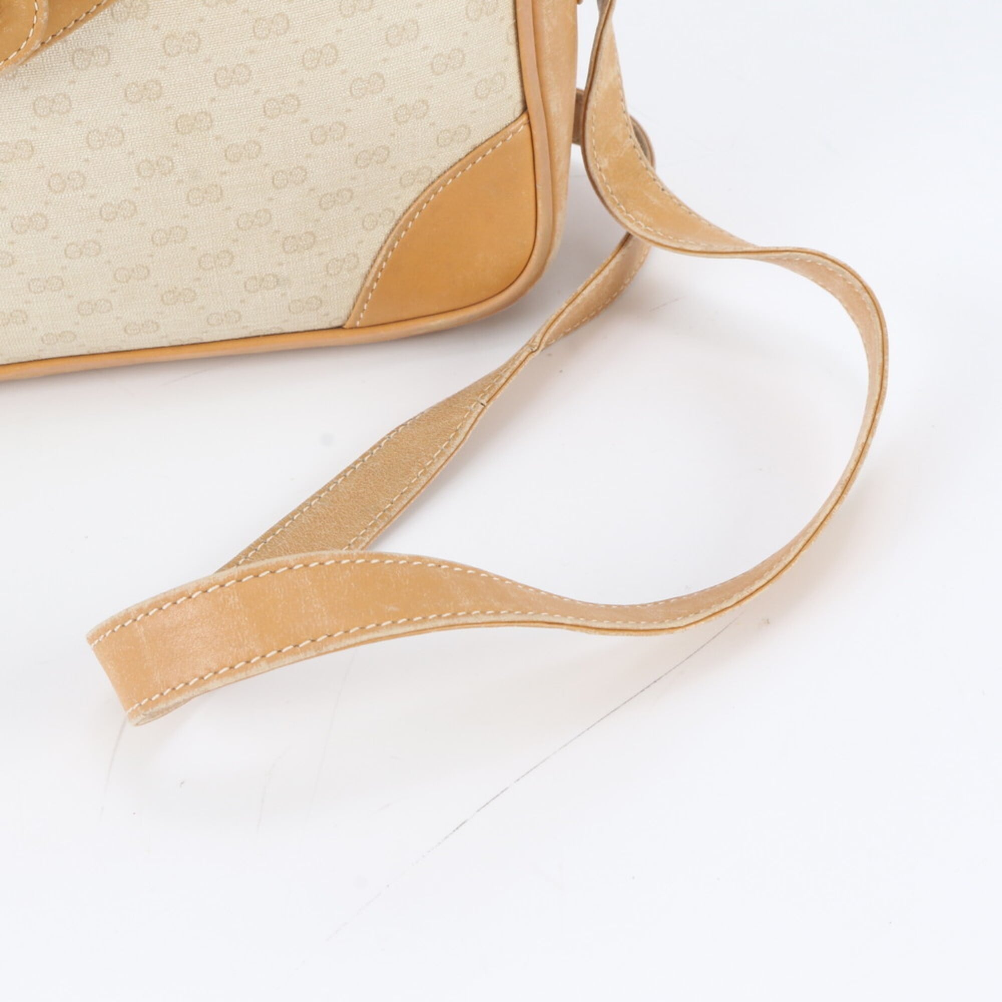 Gucci Beige Brown Leather Coated Canvas Crossbody Bag Shoulder Bag (Pre-Owned)
