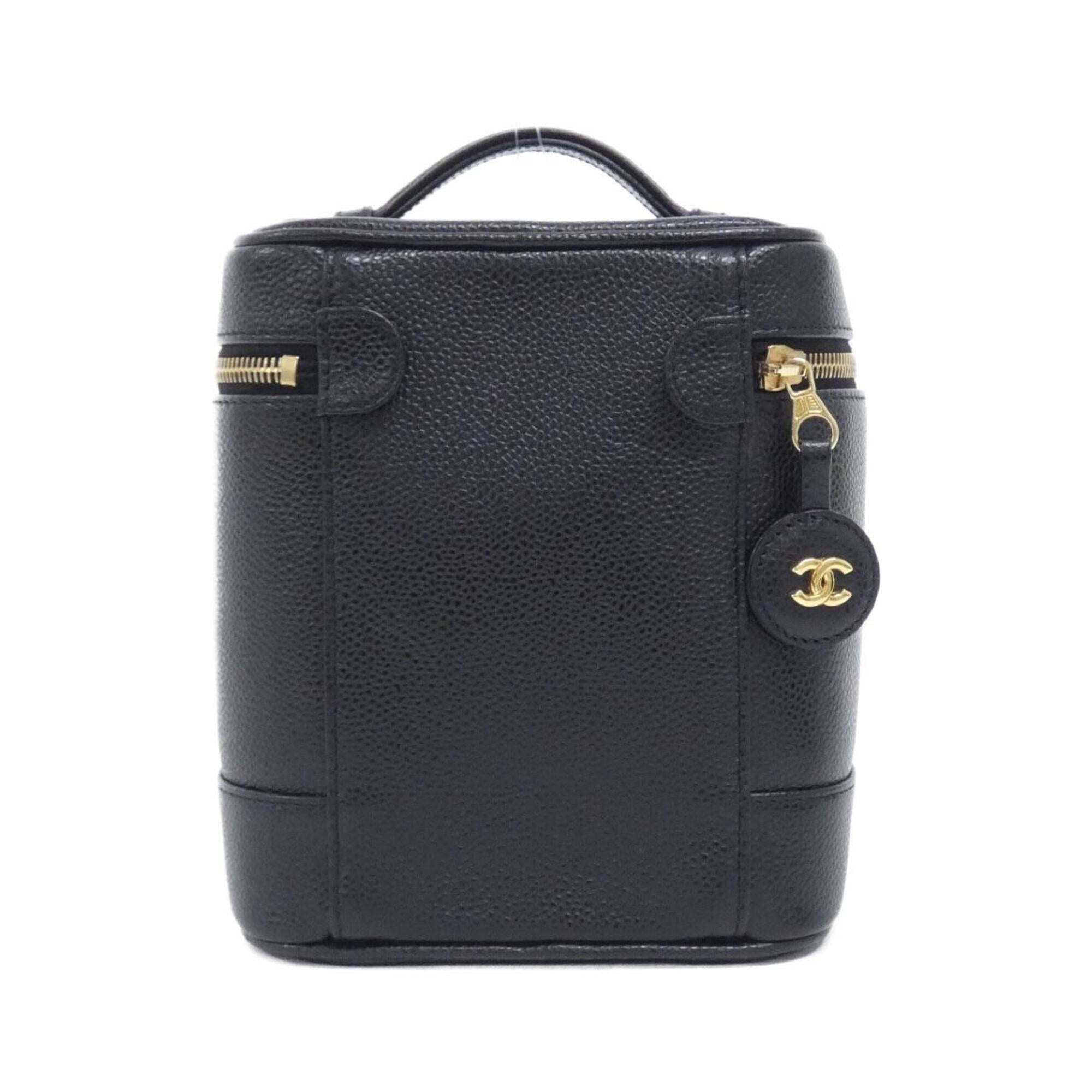 Chanel Black Grained Calfskin Handbag (Pre-Owned)