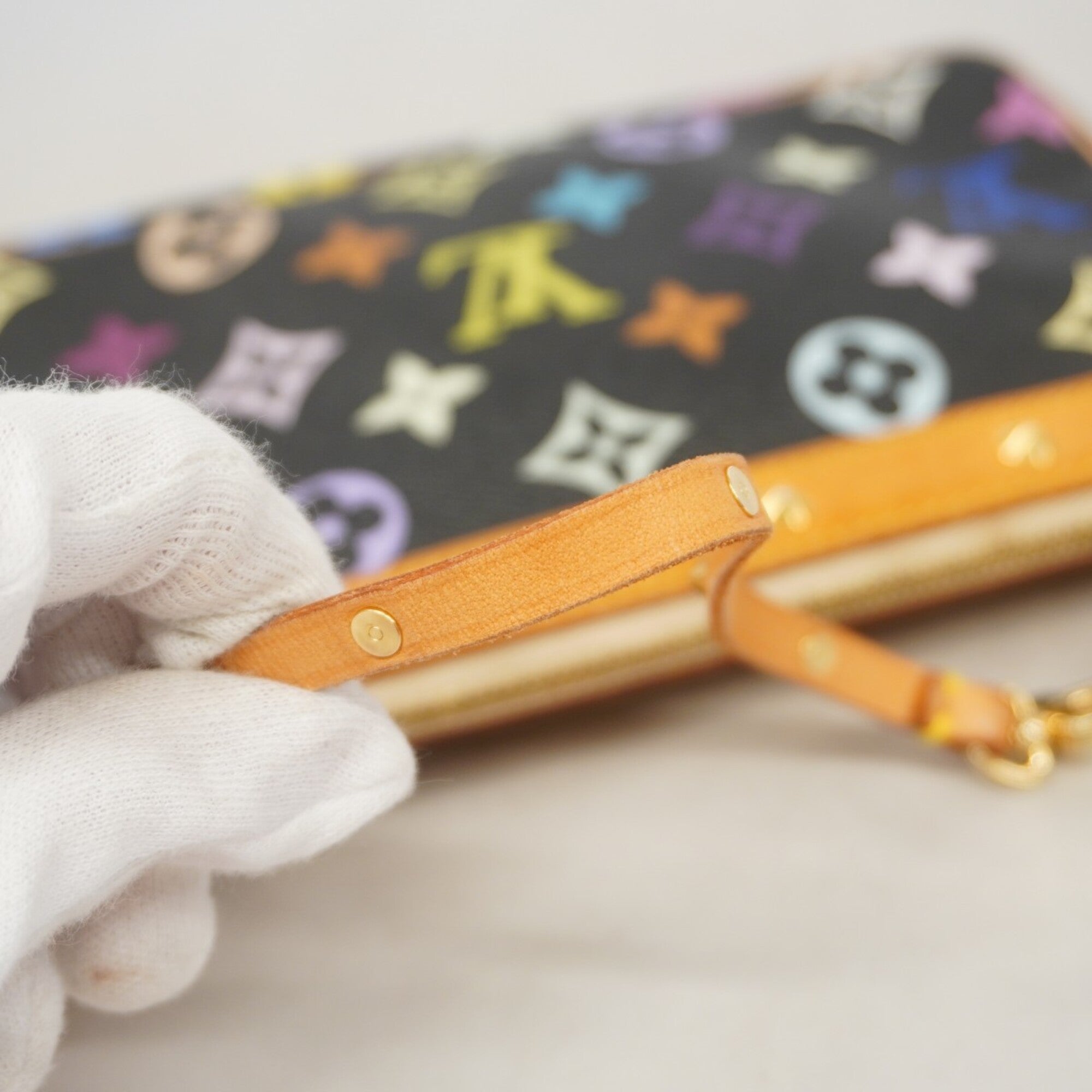 Louis Vuitton Noir Pouch (Pre-Owned)